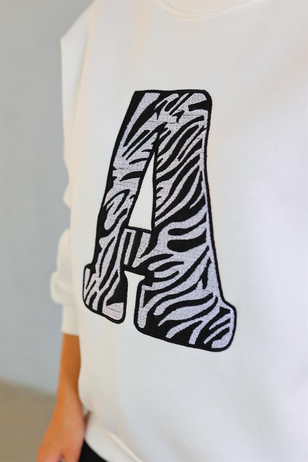 A Nakışlı 3 İplik Oversize Sweat