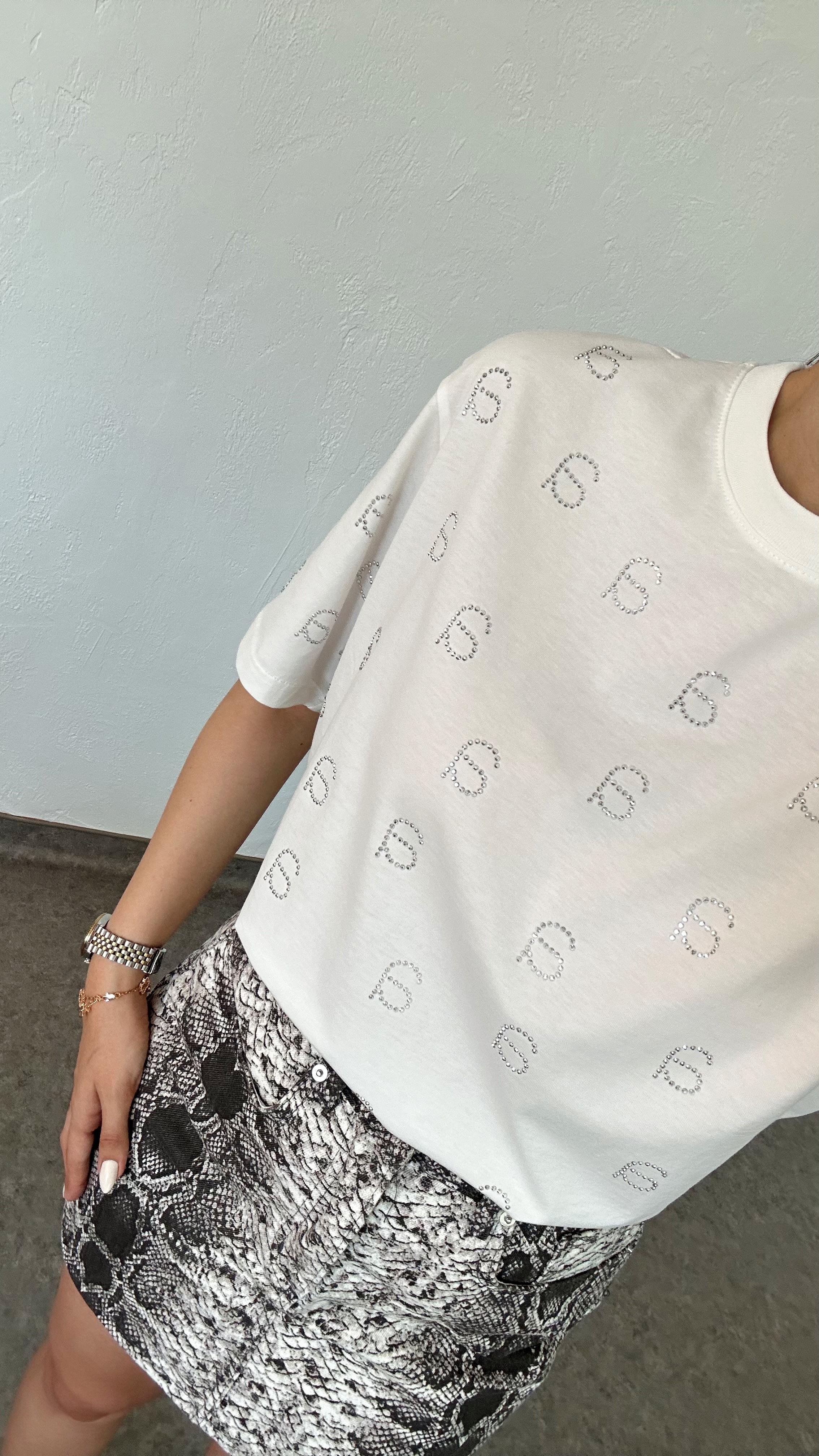 A Taşlı Beyaz Tshirt