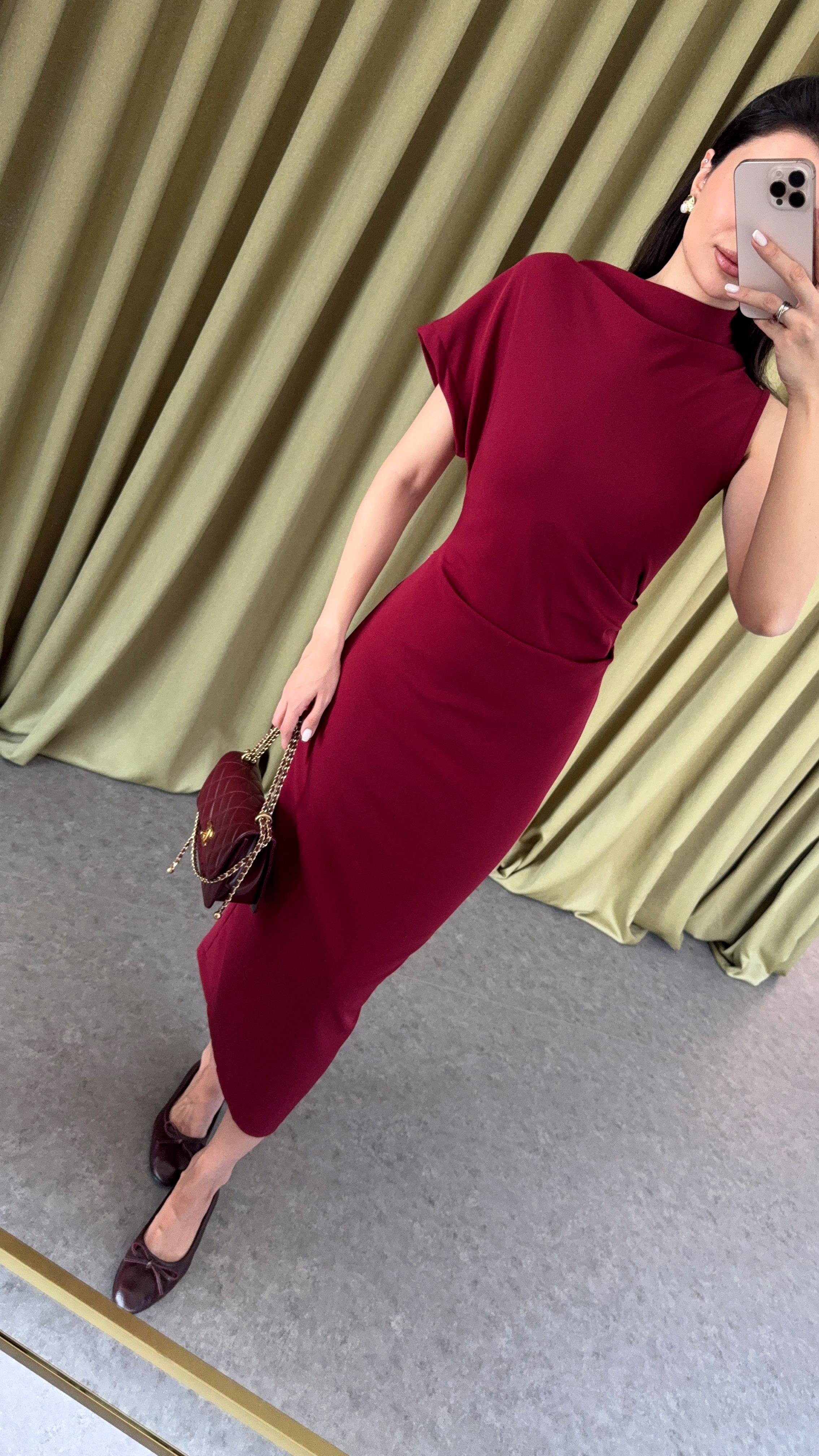 Arka Yırtmaçlı Bordo Elbise