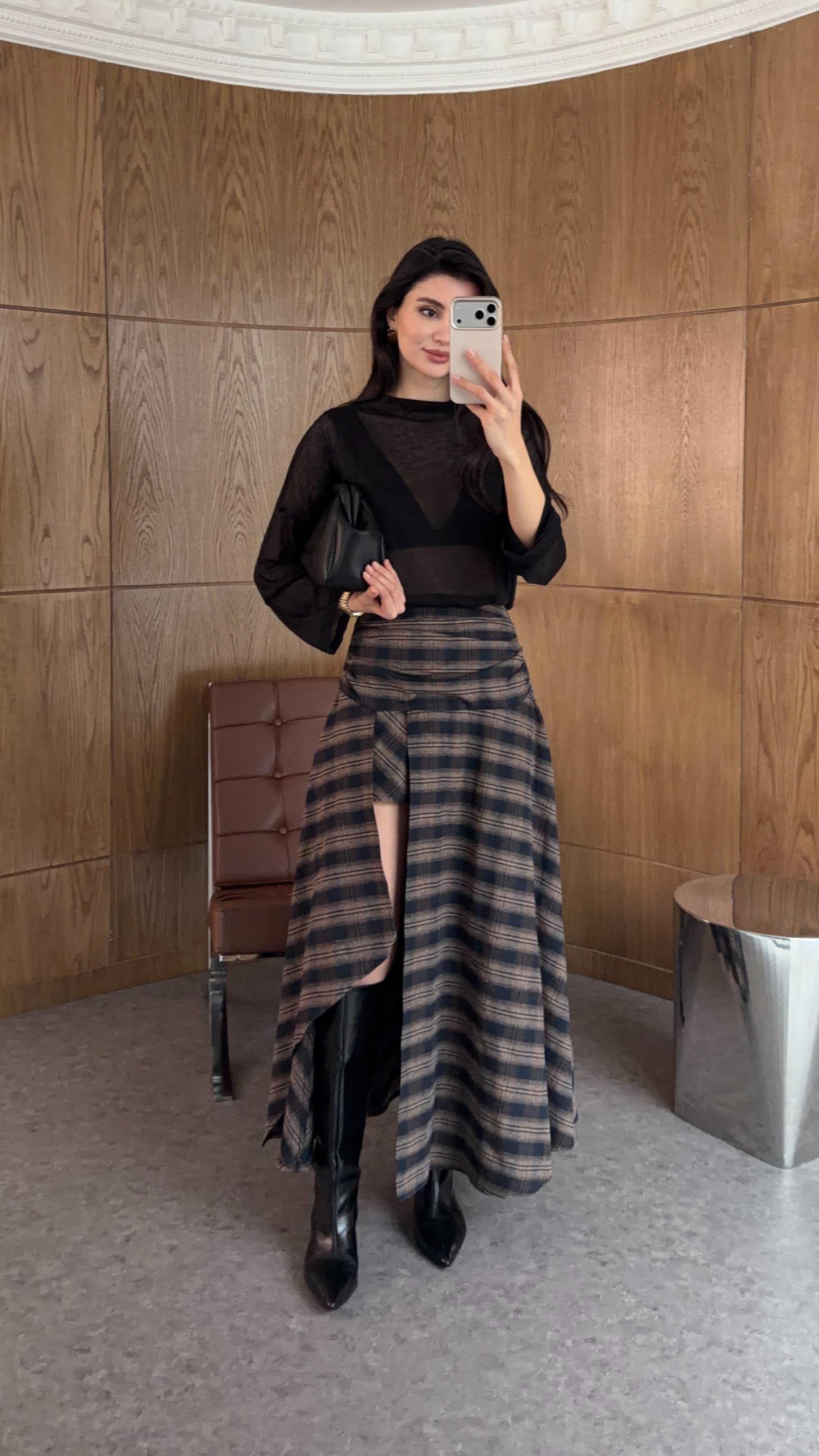 Asimetrik Kahve Etek