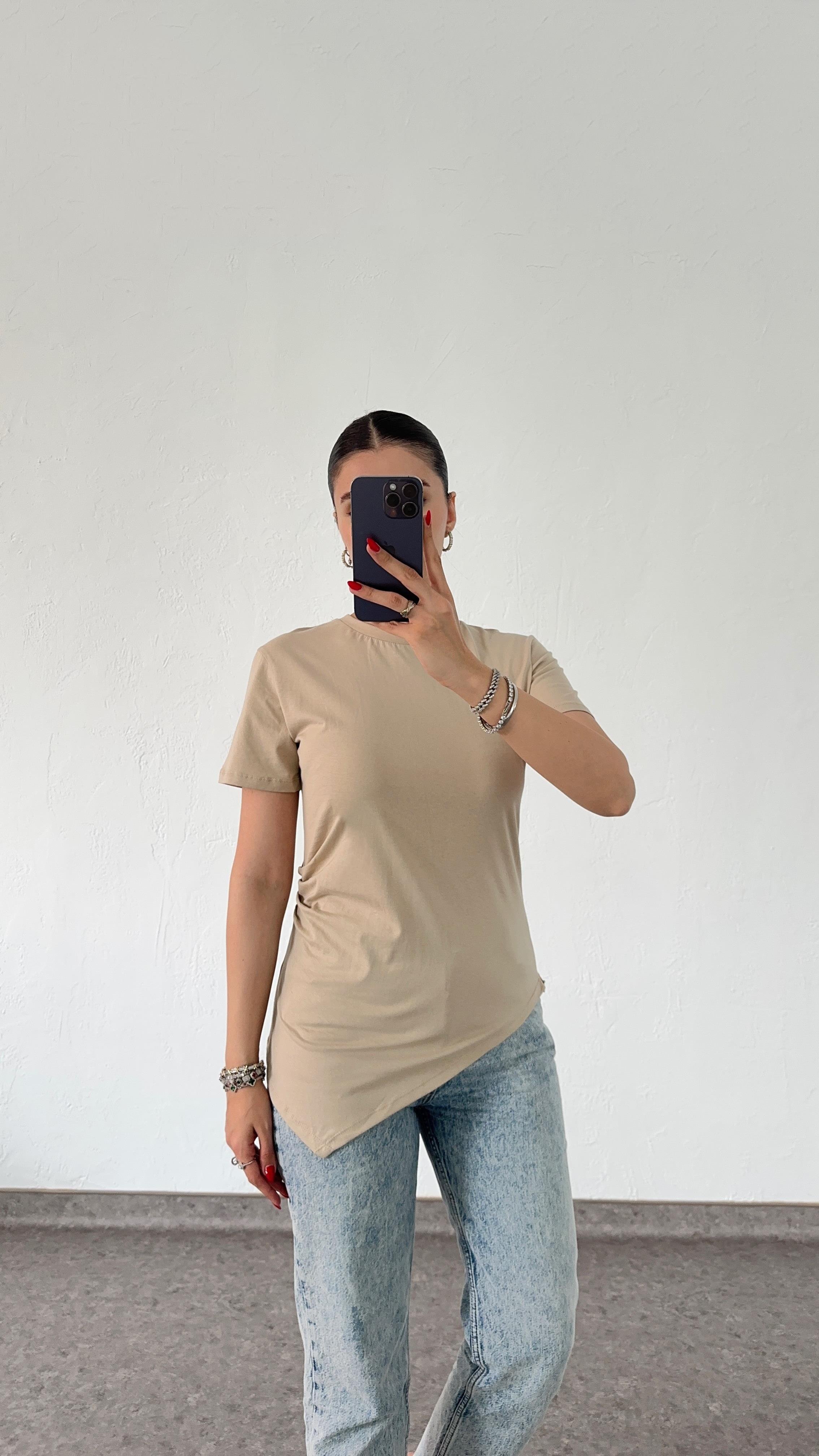 Asimetrik Krem Tshirt