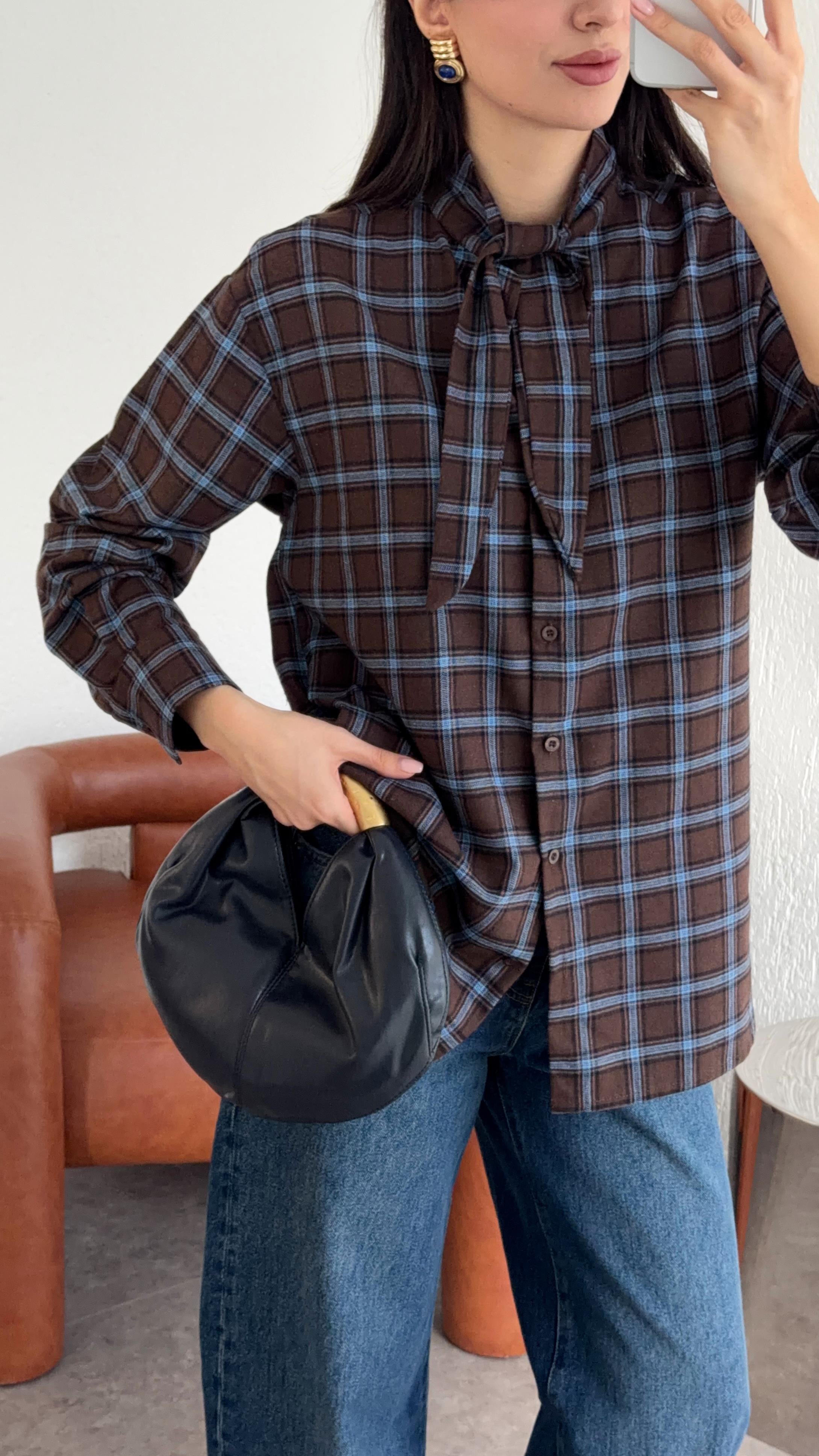 Bağlamalı Mavi Kareli Gömlek