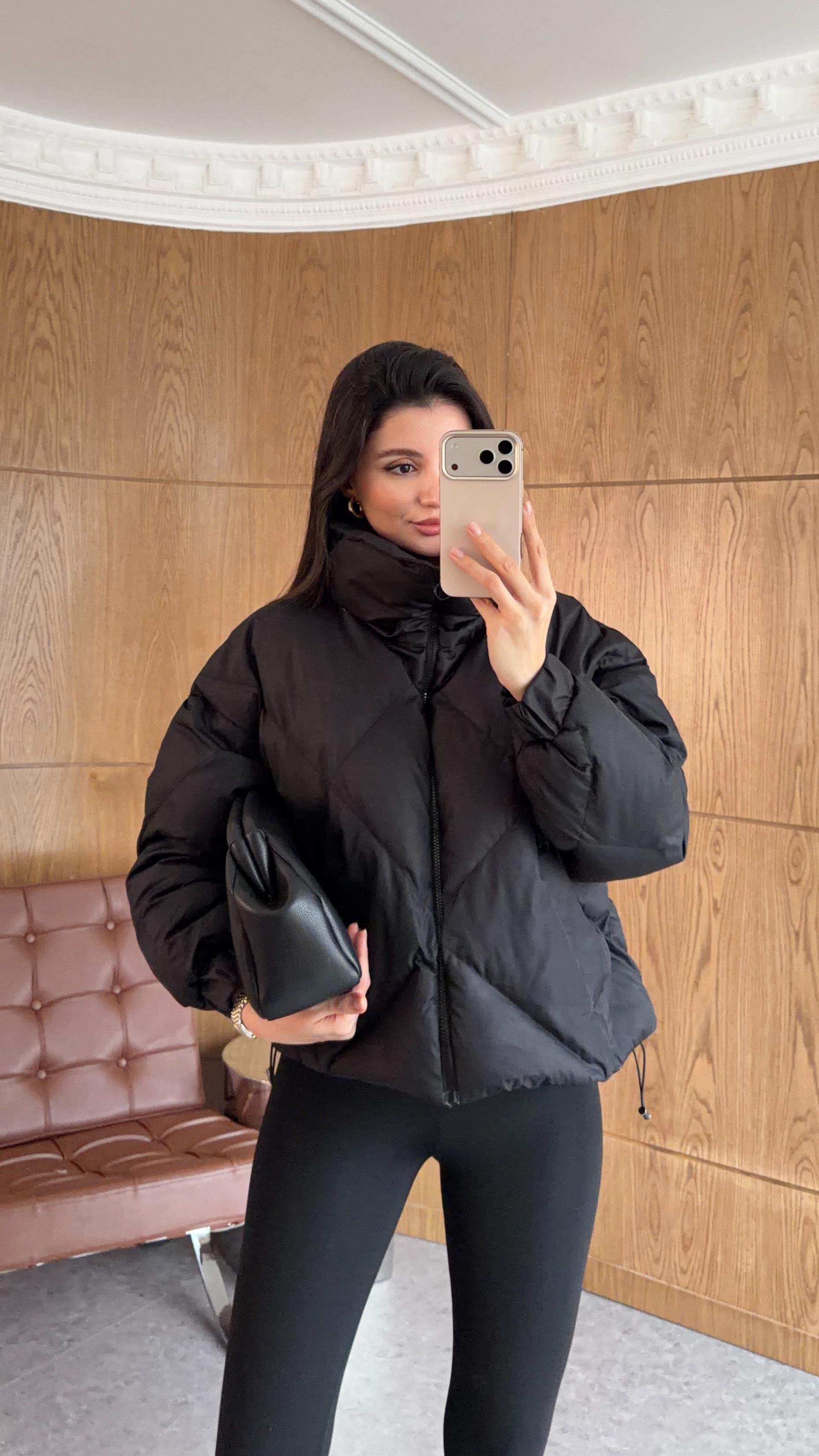 Baklava Dilimli Siyah Mont