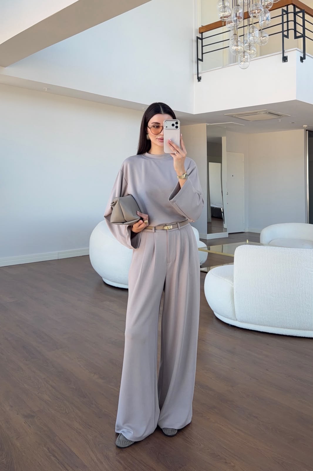 Bej Salaş Kesim Pileli Pantolon-Sweat Takım