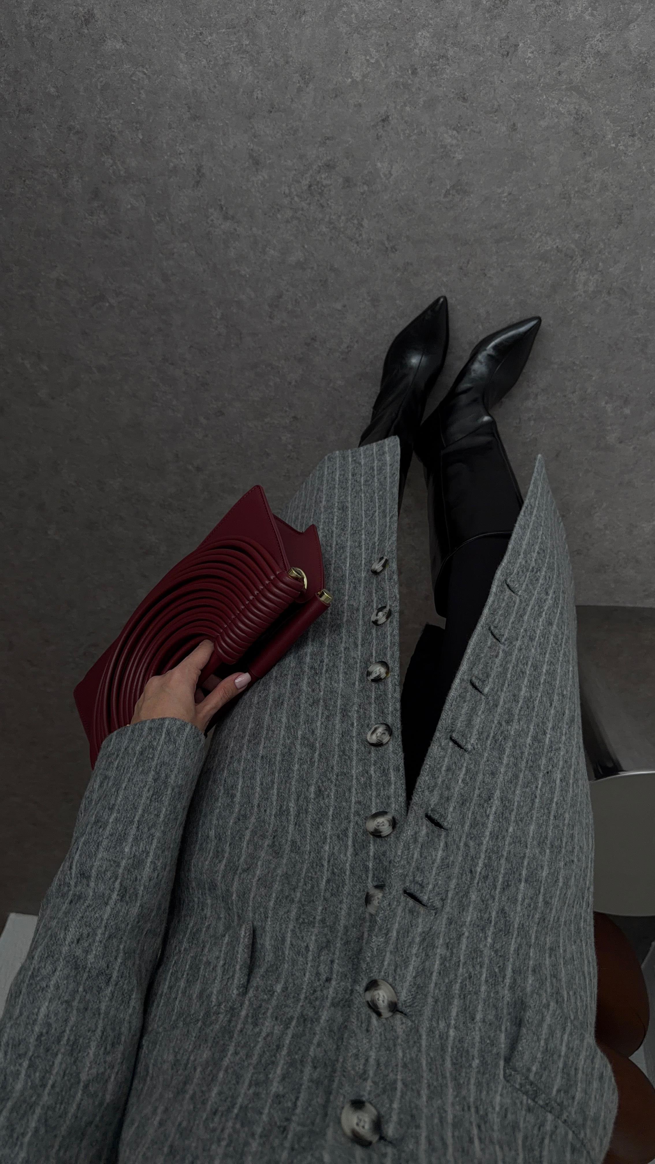 Belden Oturtmalı Gri Kaşe Kaban