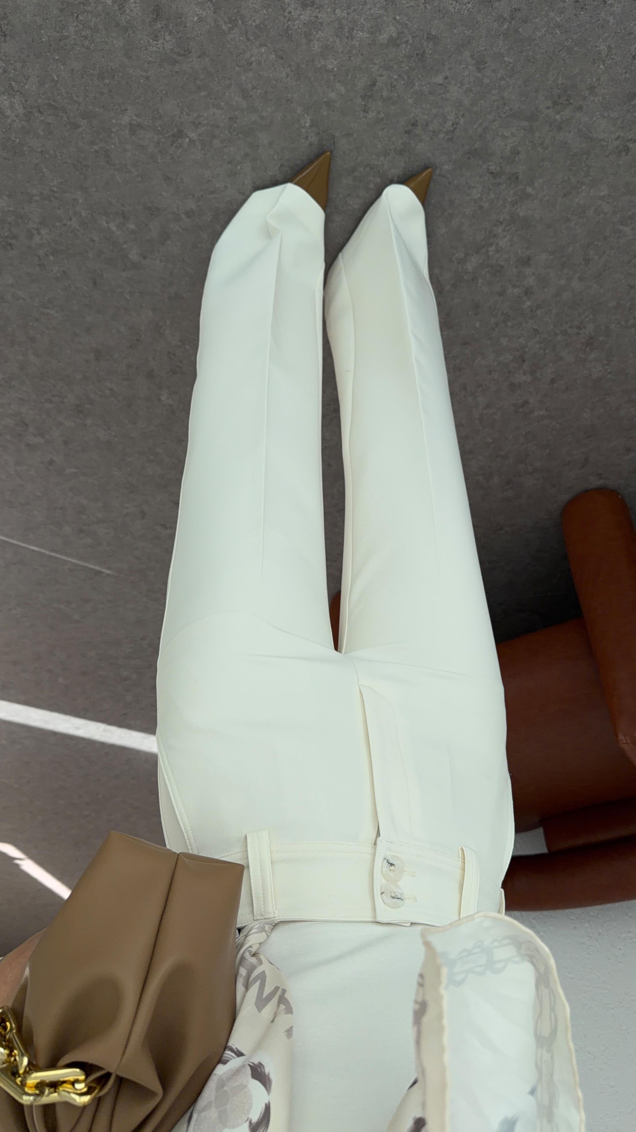 Beyaz Premium Pantolon