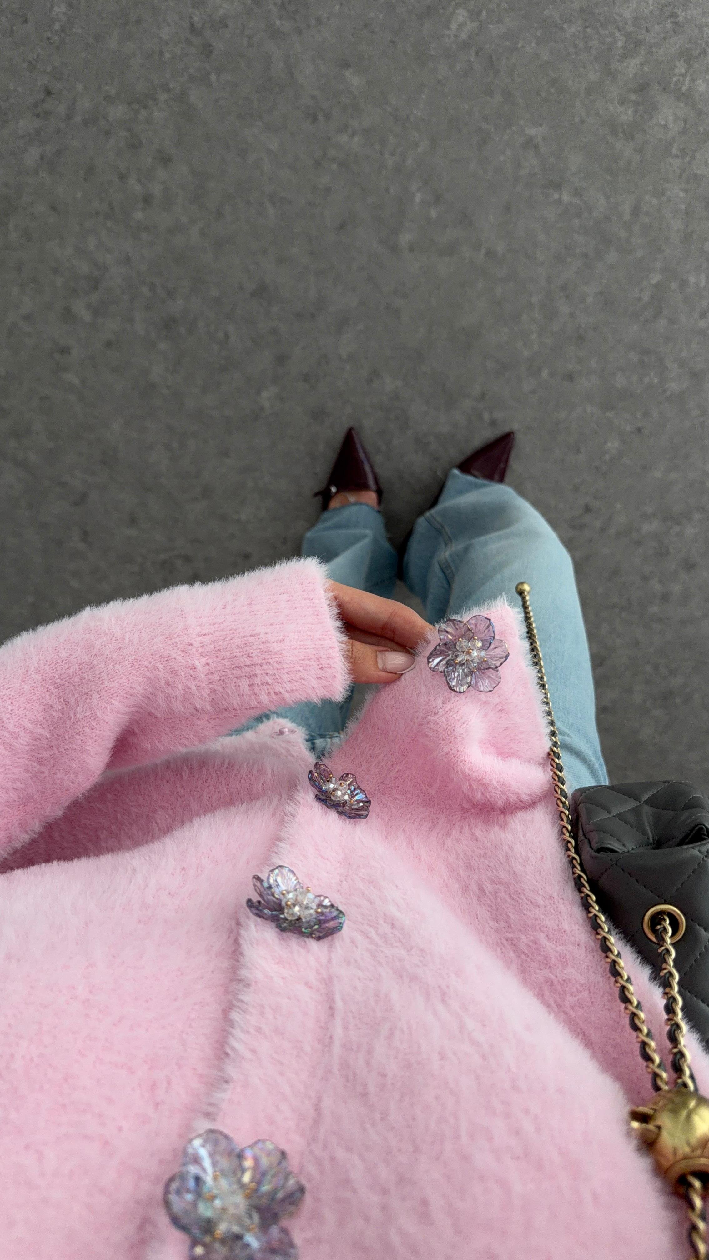 Boncuk Düğmeli Pembe Hırka