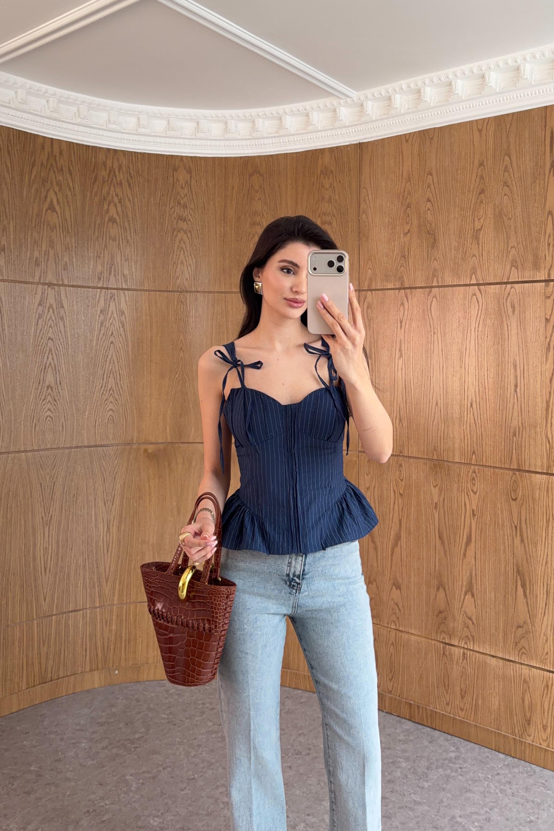 Çizgili Lacivert Korse Bluz