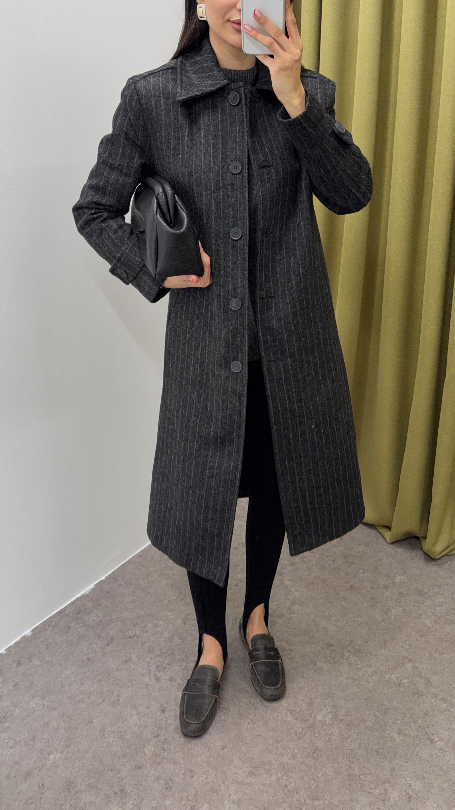 Çizgili Siyah Kaban