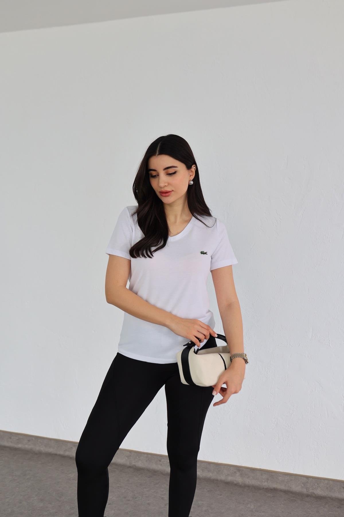 Cost V Yaka Model Beyaz Tshirt