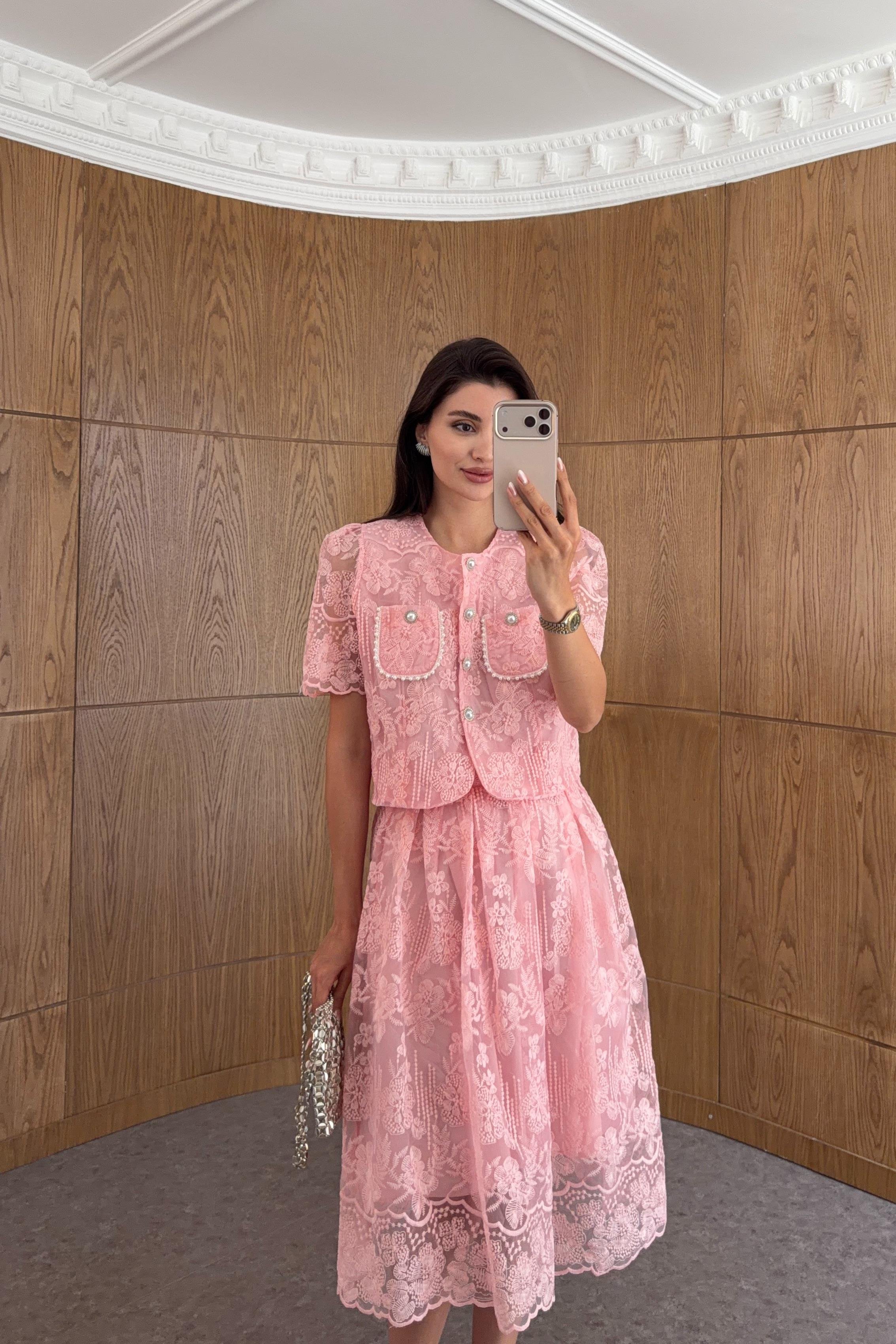 Dantel İşlemeli Pembe Etek-Ceket Takım