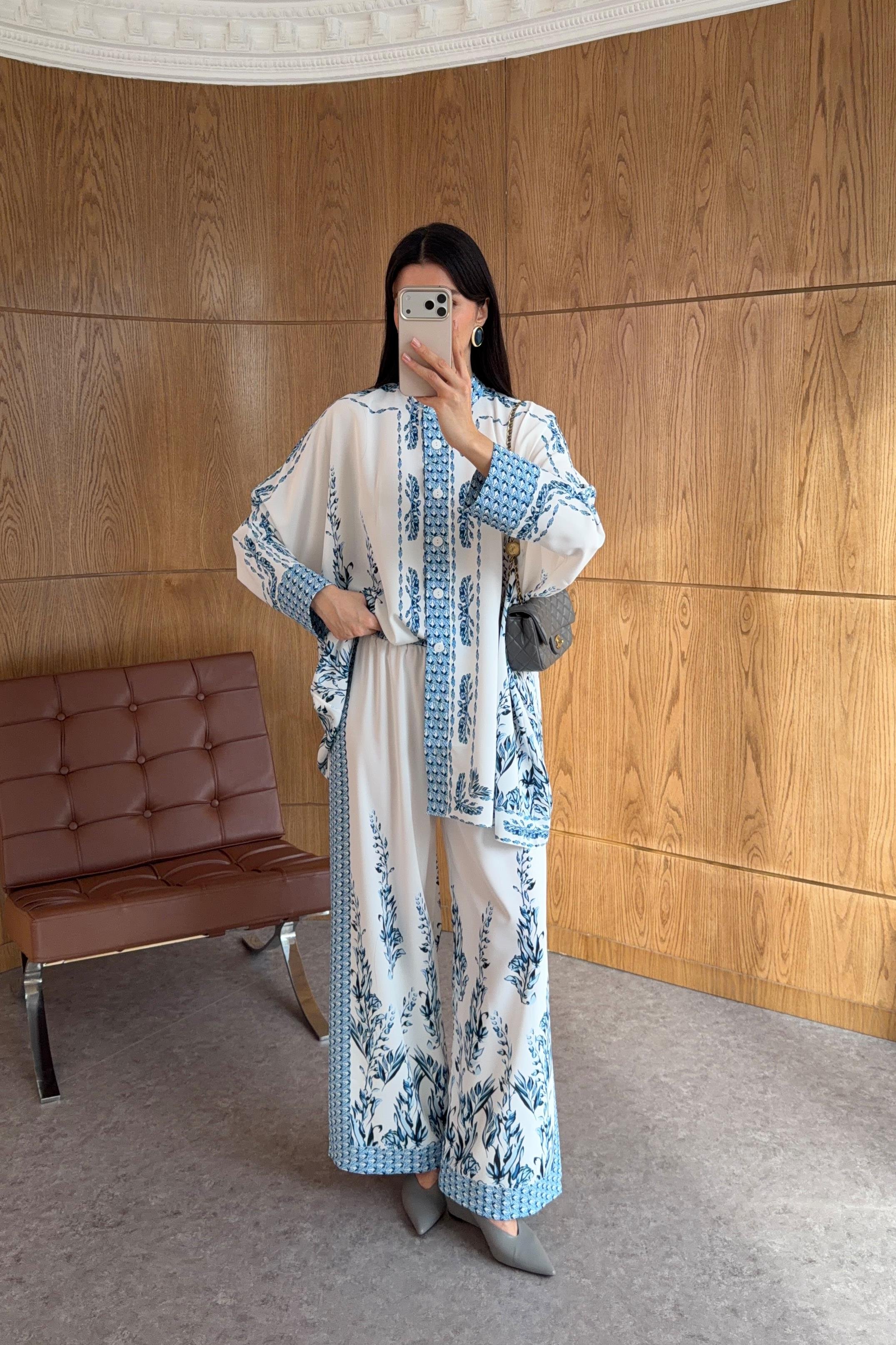 Desenli Azure İkili Takım