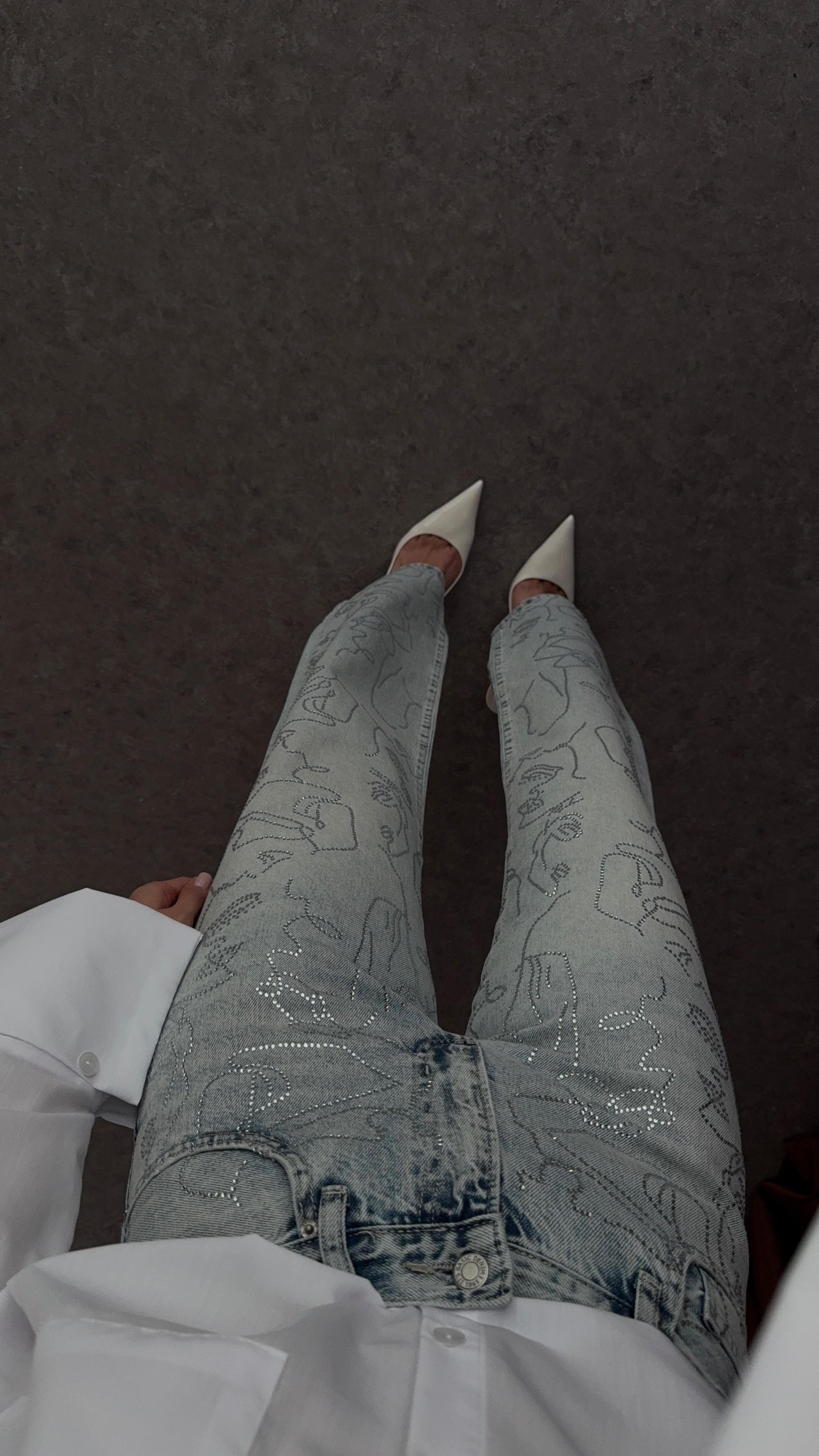 Desenli Taşlı Jean