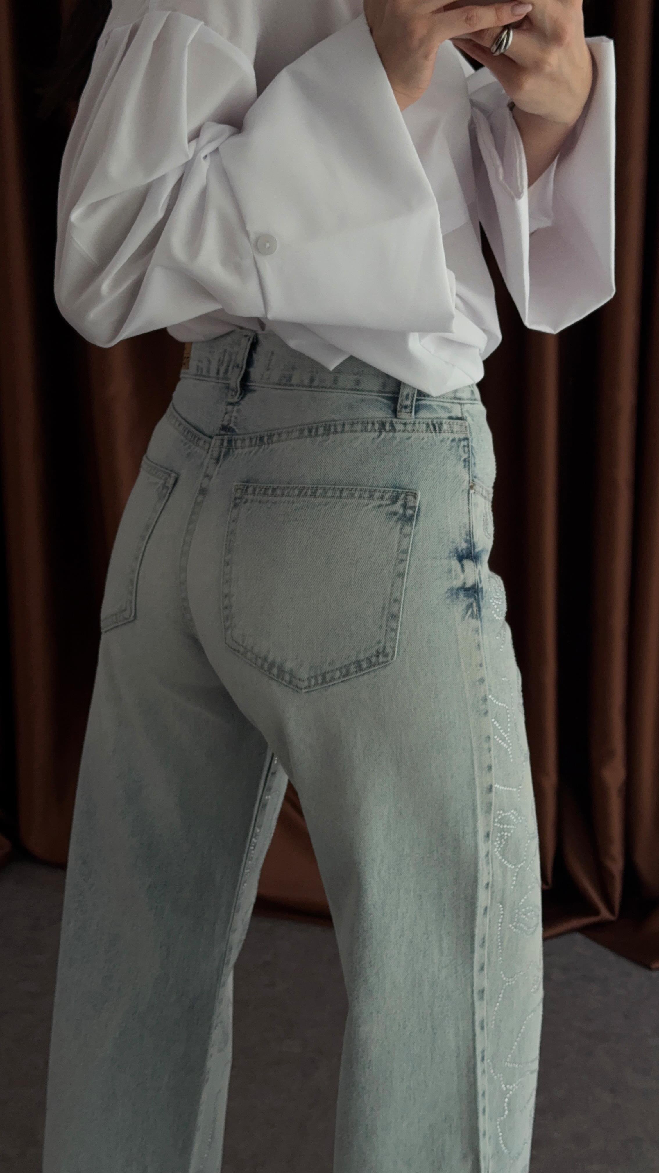 Desenli Taşlı Jean