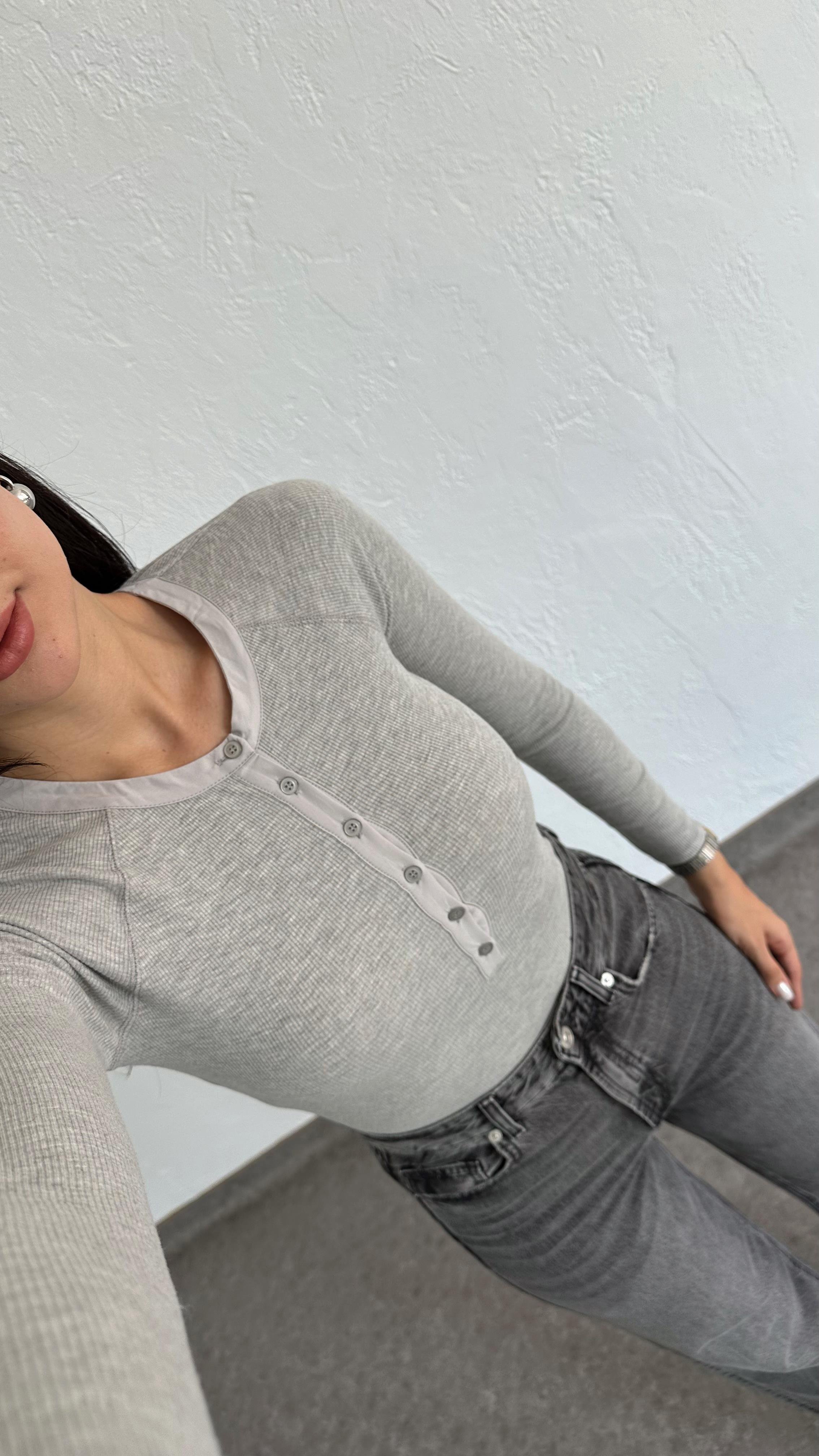 Düğmeli Basic Gri Bluz