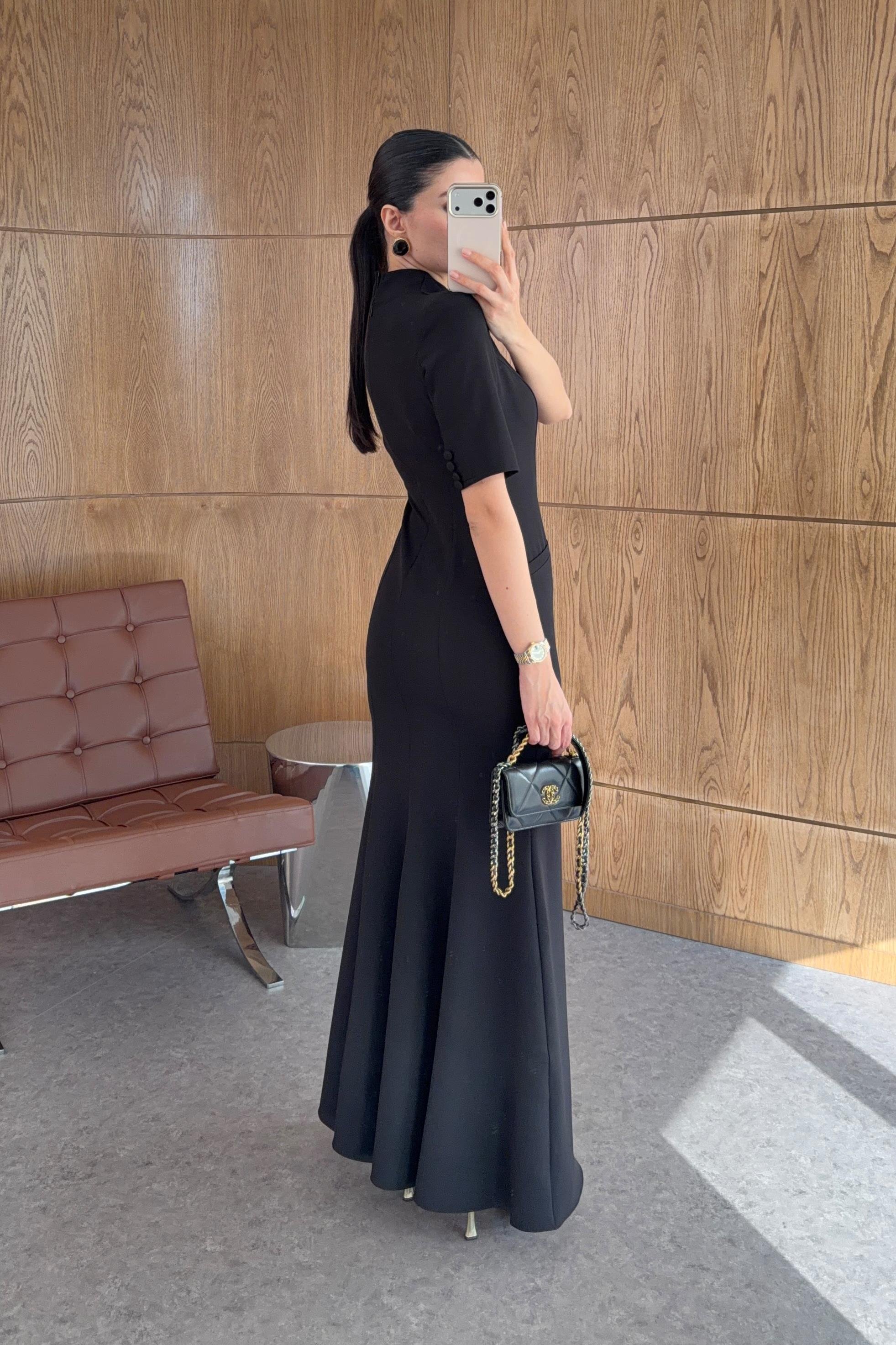 Düğmeli Maxi Boy Siyah Elbise