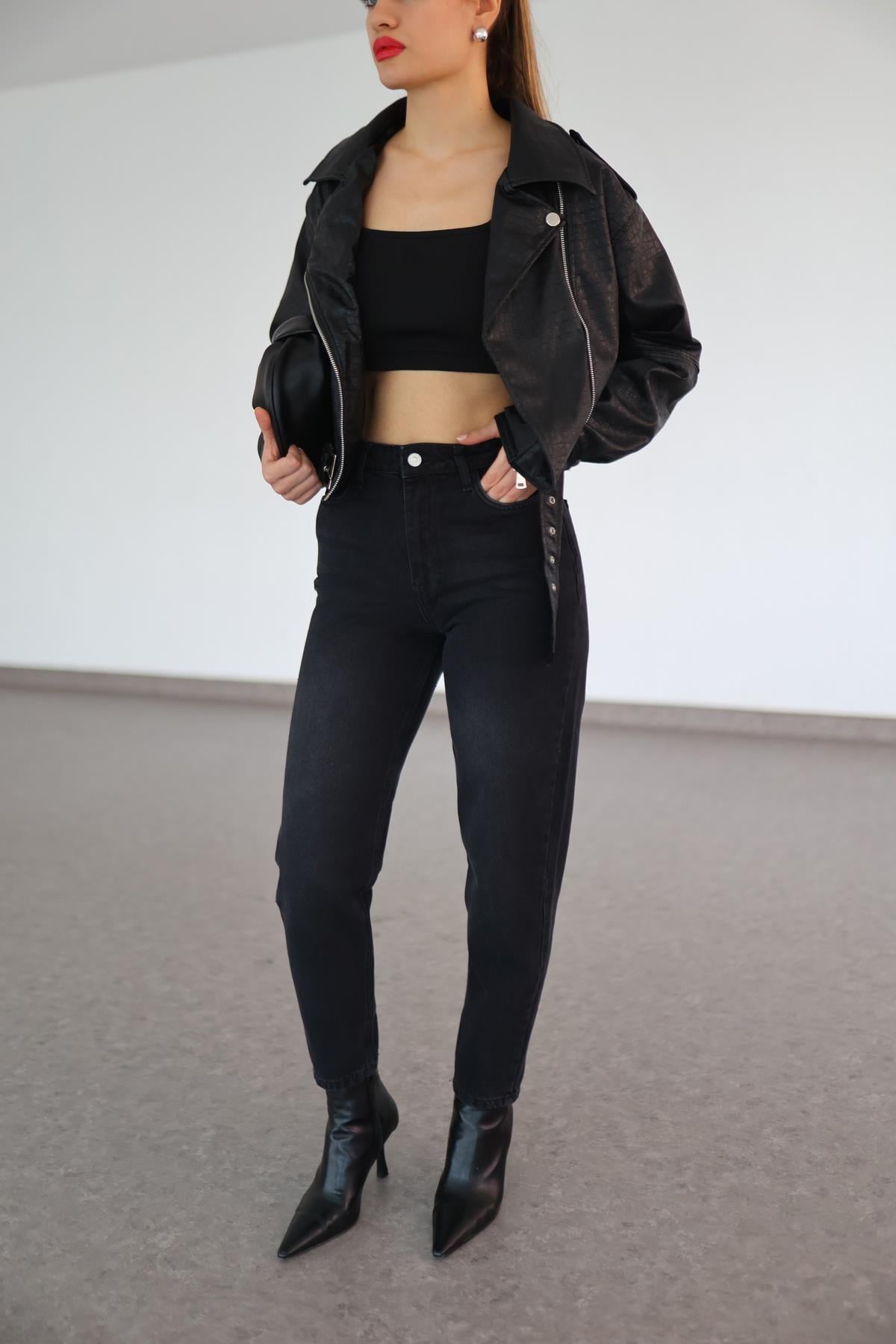 Eskitme Siyah Mom Jean