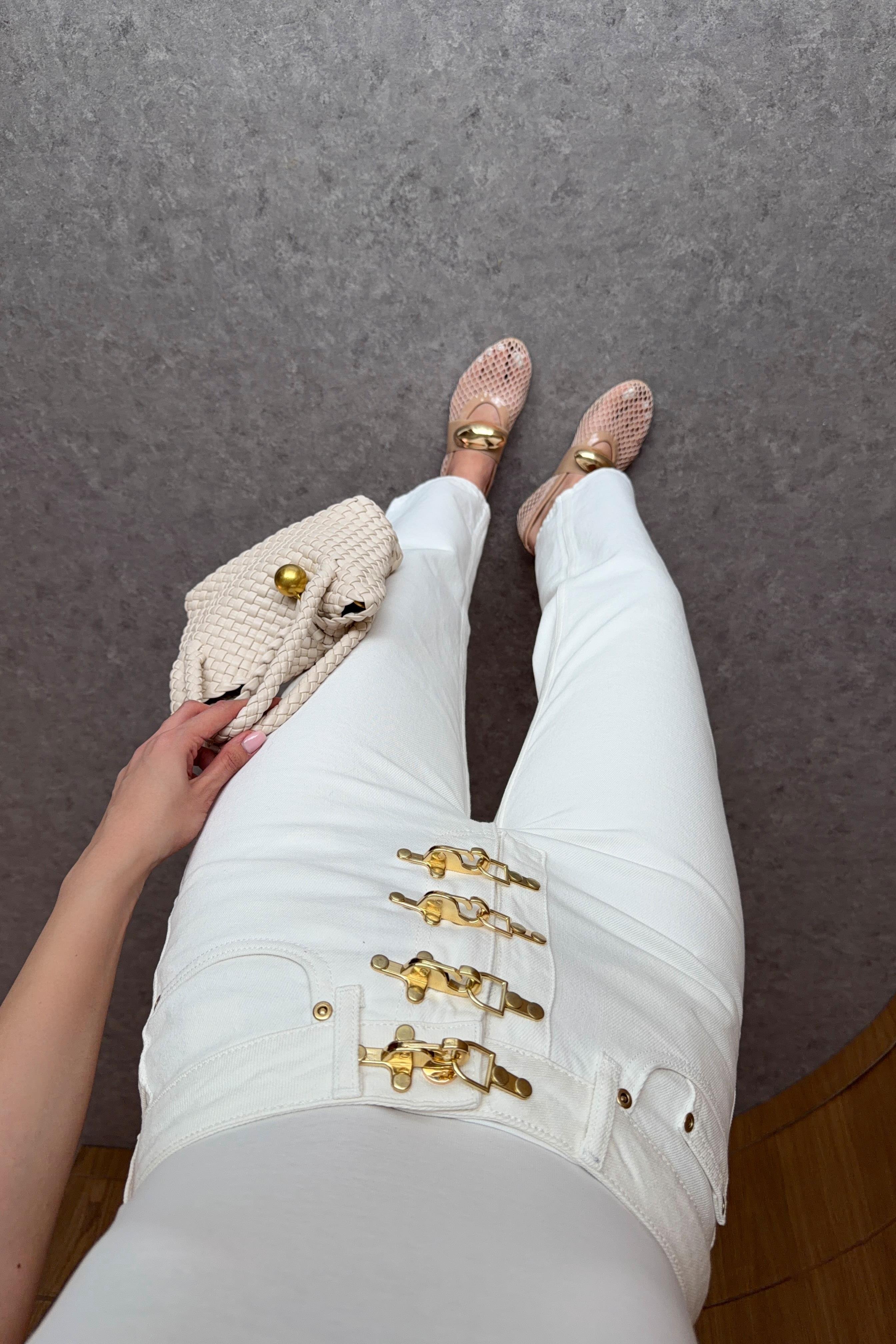 Gold Aksesuarlı Ekru Denim