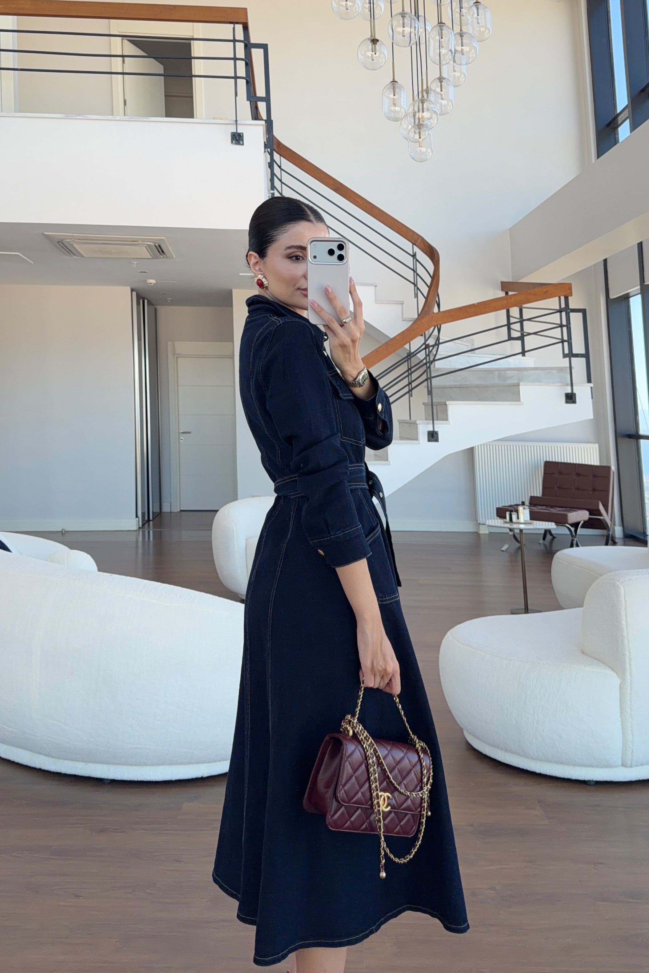Gold Detaylı Kemerli Maxi Denim Elbise