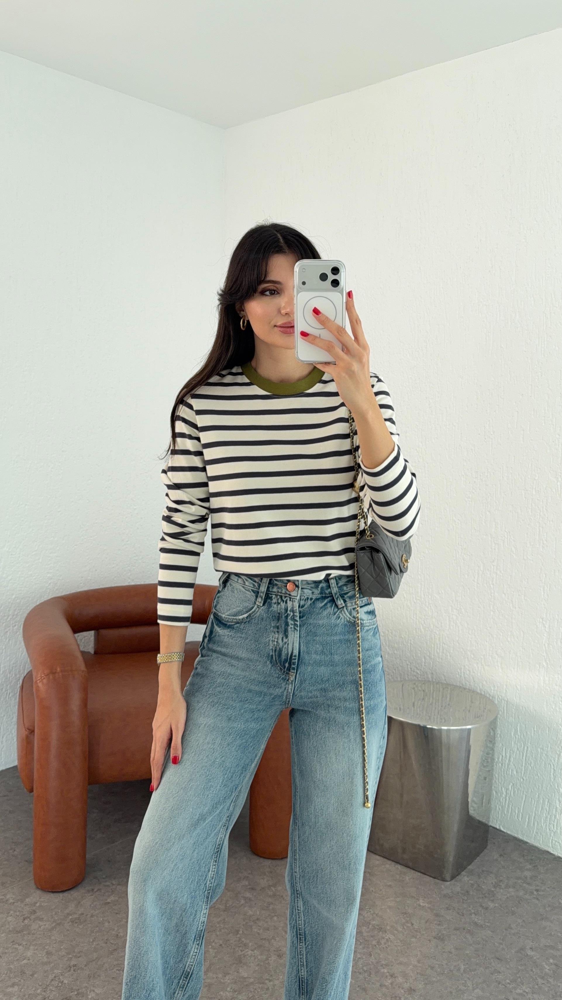 Gri Çizgili Basic Sweat