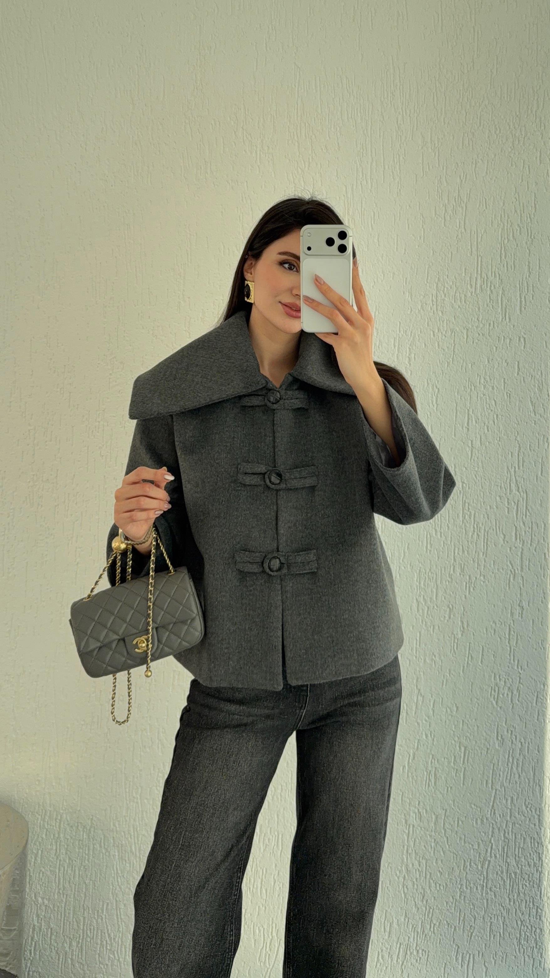 Gri Kısa Kaşe Ceket