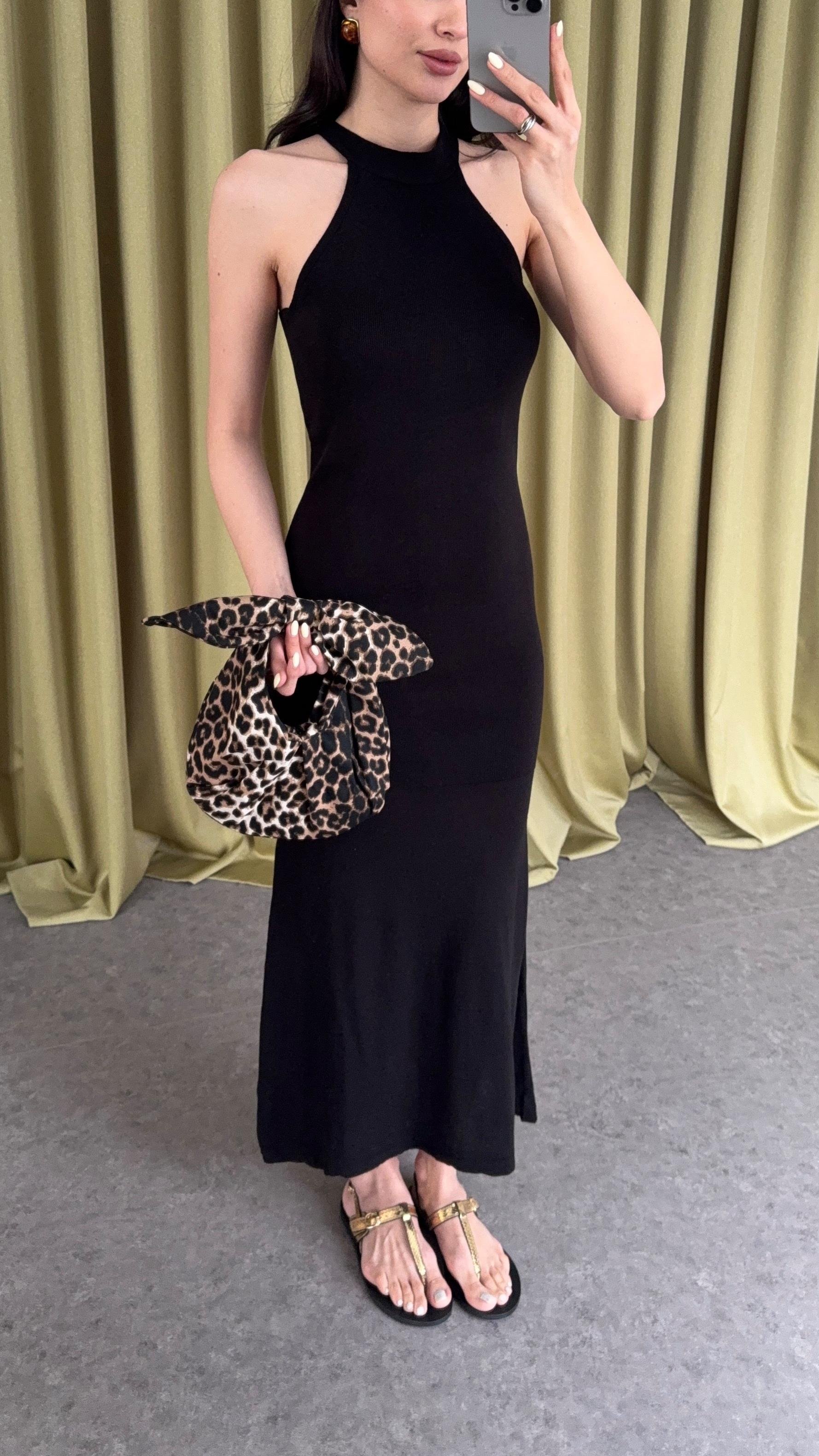 Halter Yaka Basic Siyah Elbise