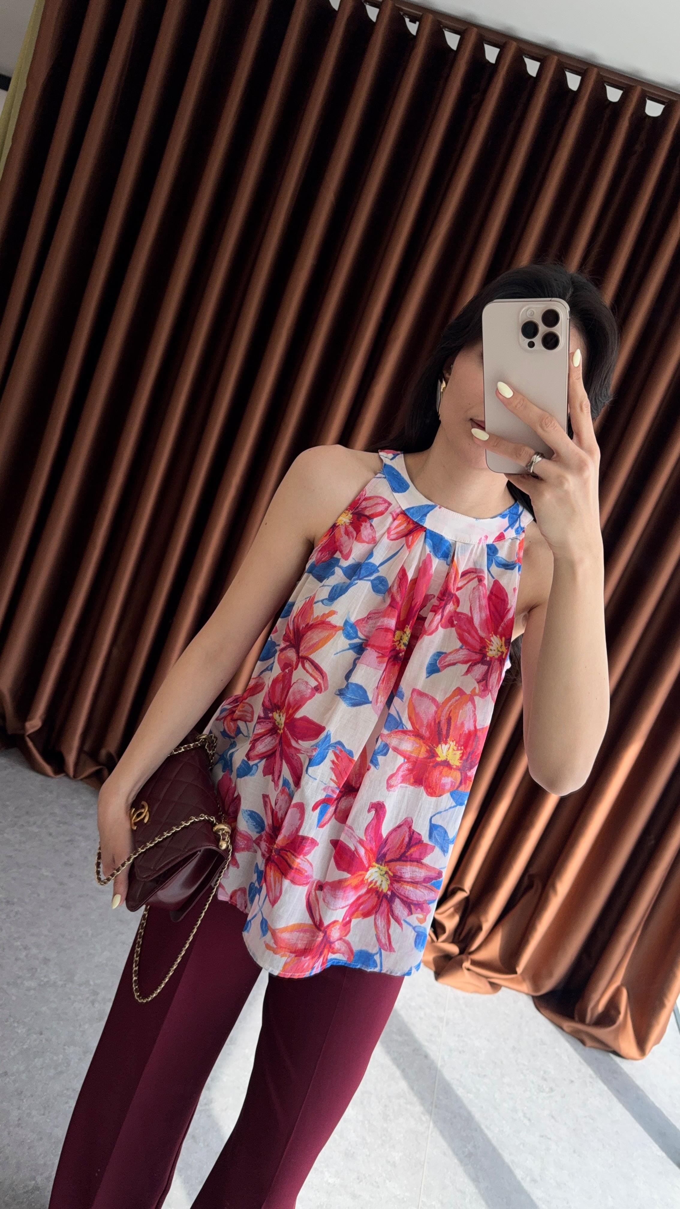 Halter Yaka Çiçekli Bluz