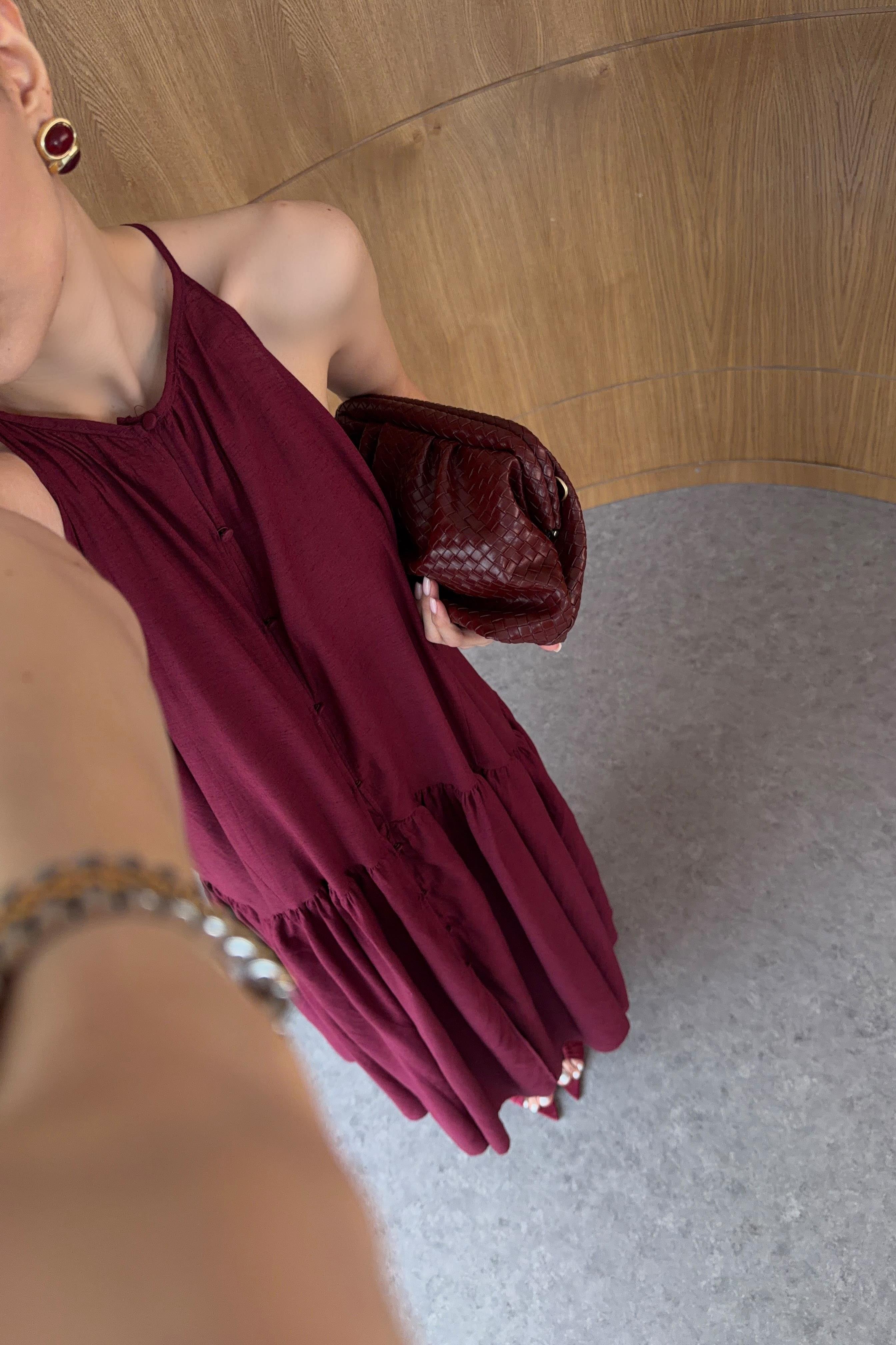 Halter Yaka Düğmeli Bordo Elbise