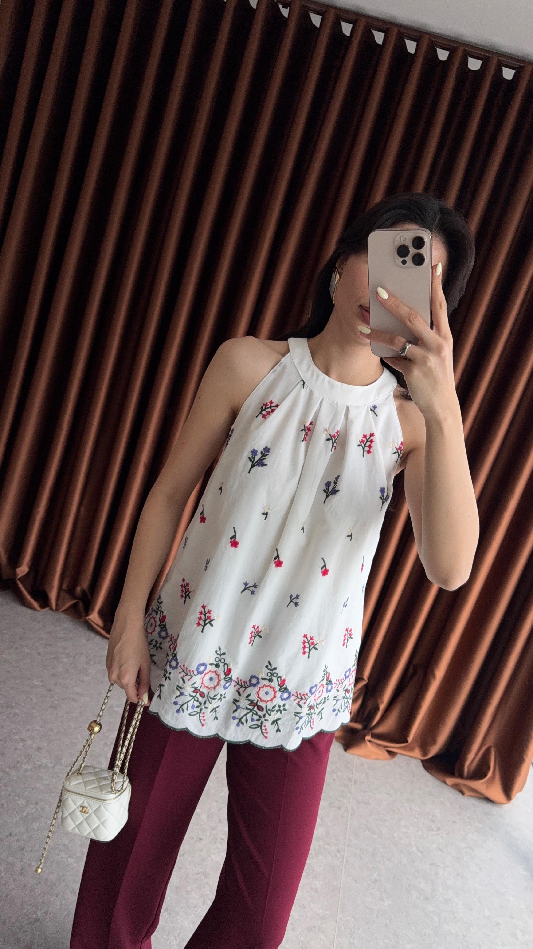 Halter Yaka Motifli Bluz