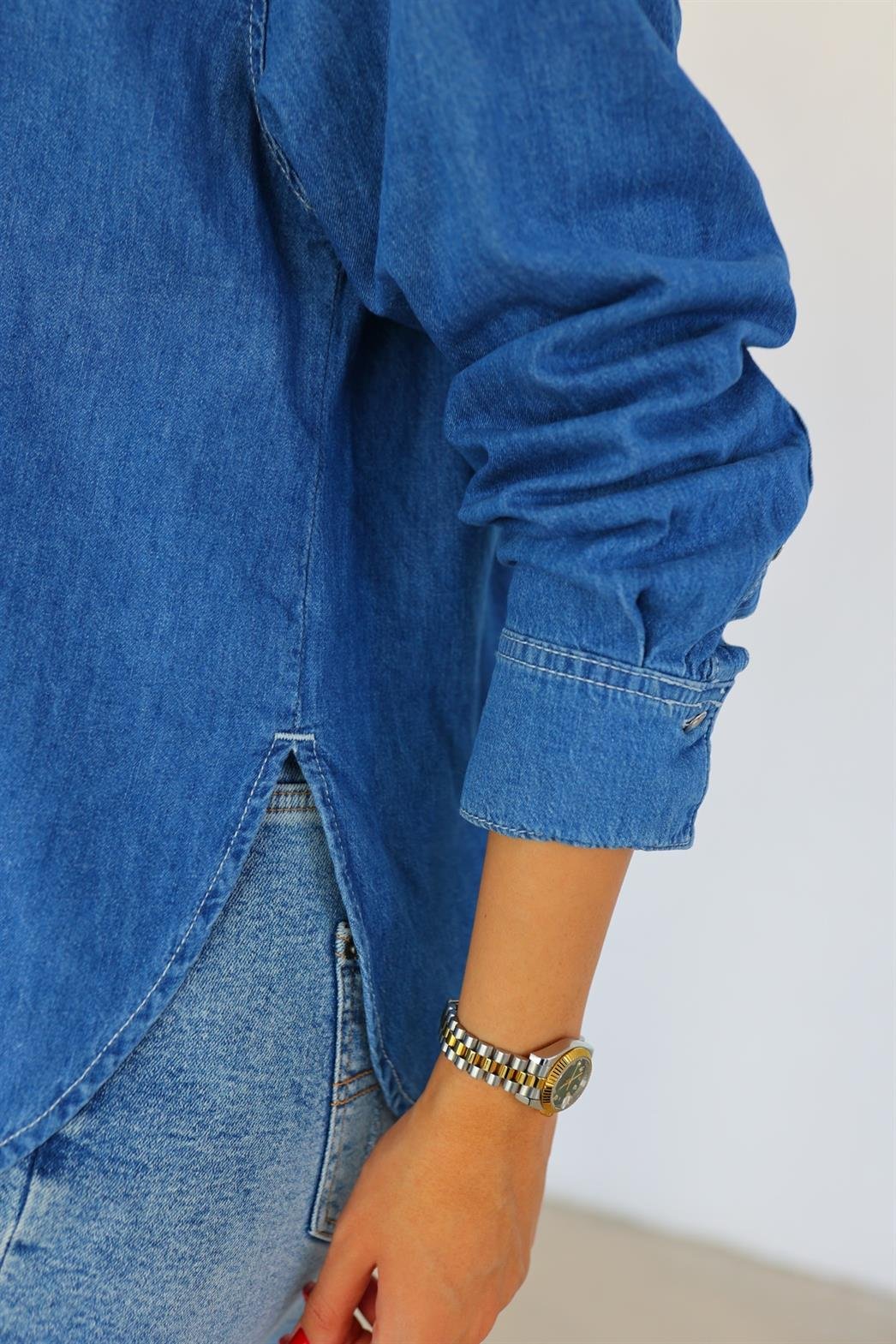 İnce Mavi Denim Gömlek