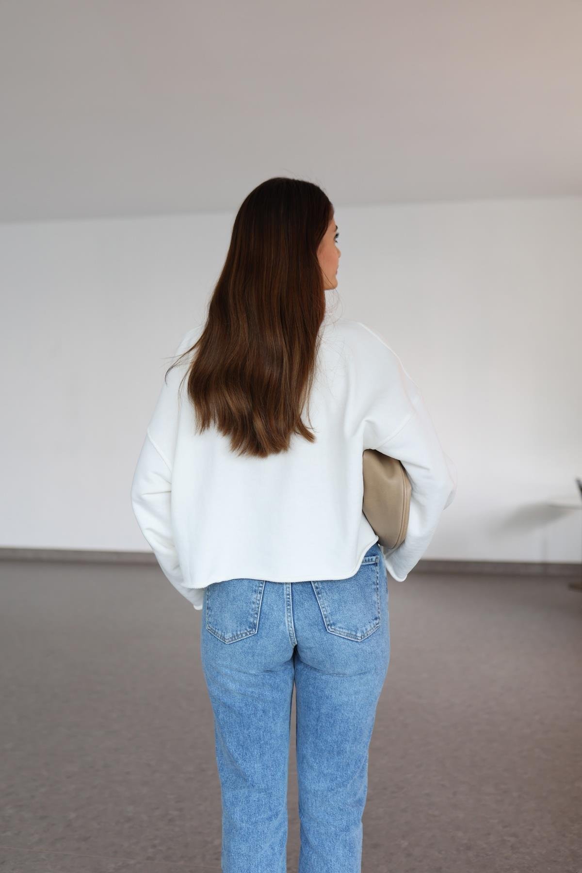 İspanyol Kol Basic Beyaz Sweat