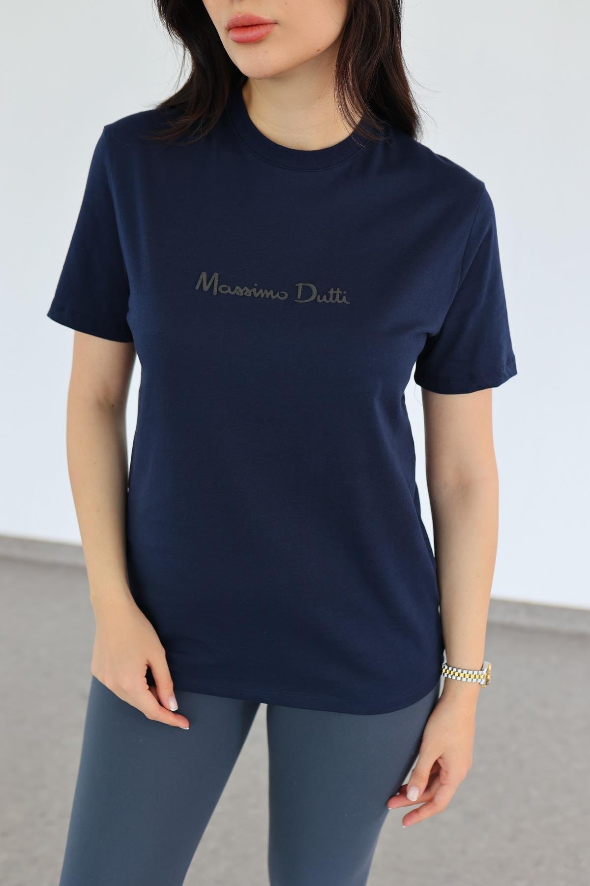 Kabartma Baskılı Lacivert Basic Tshirt