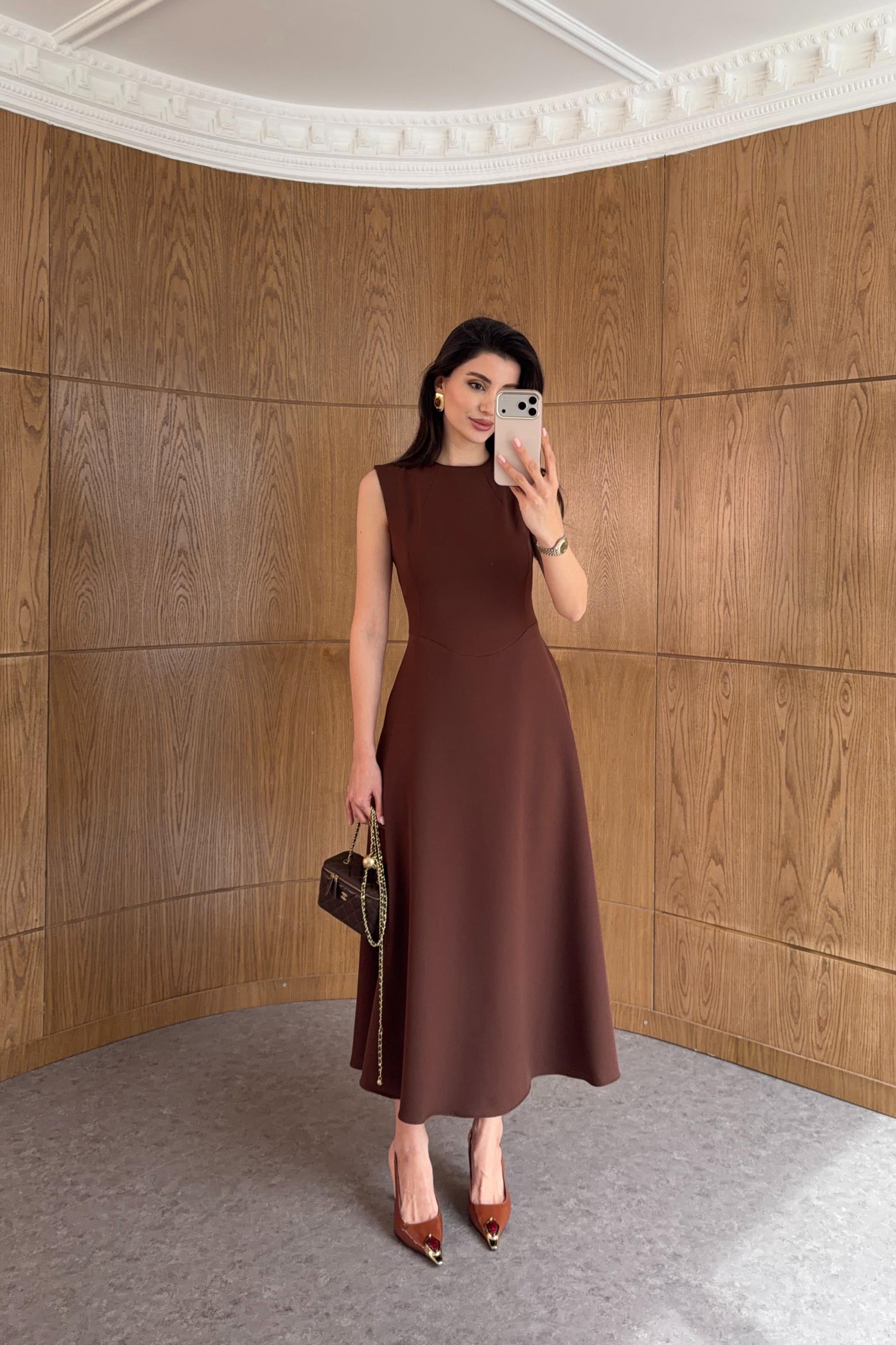 Kahverengi Minimal Midi Elbise