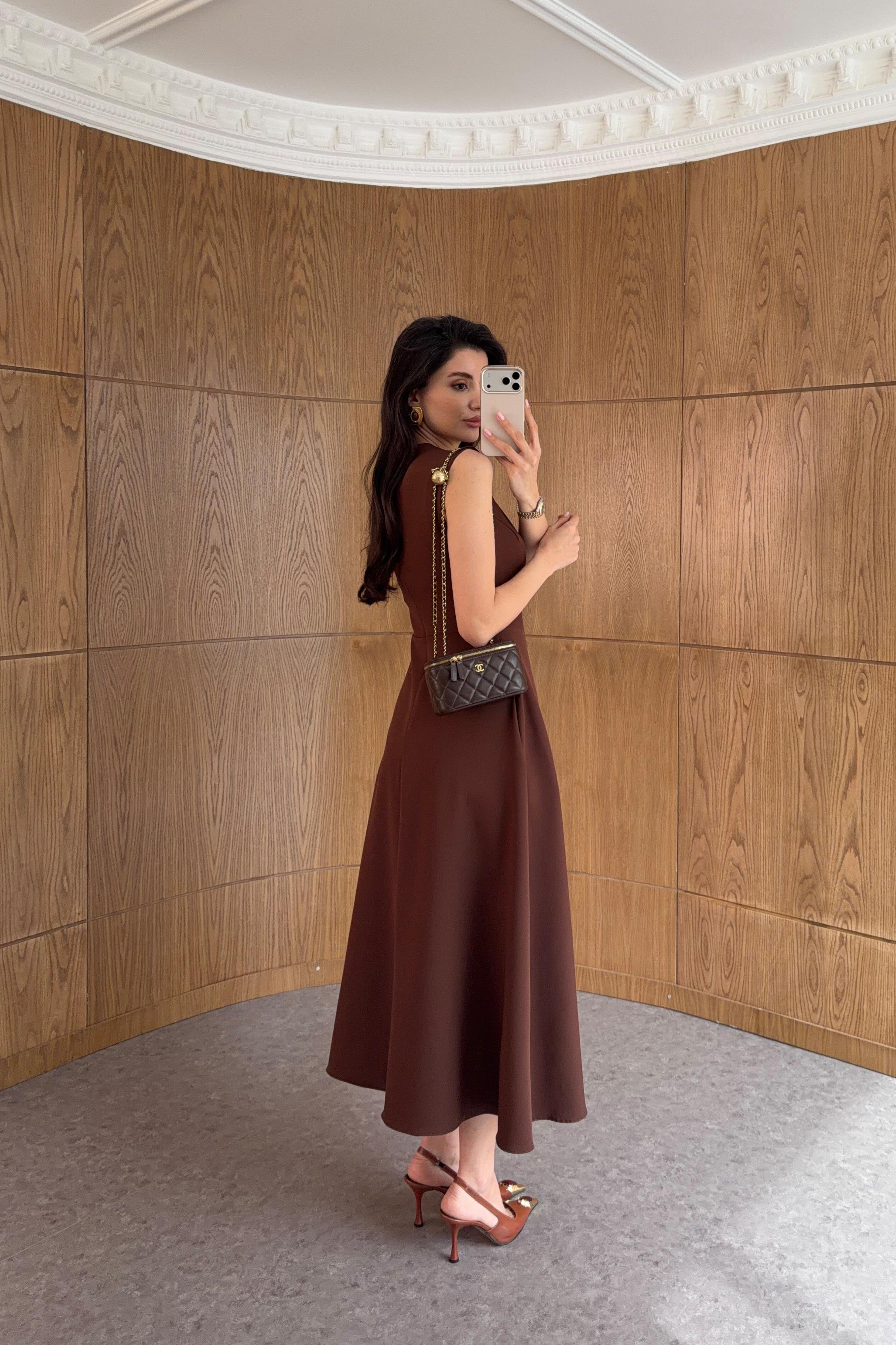 Kahverengi Minimal Midi Elbise