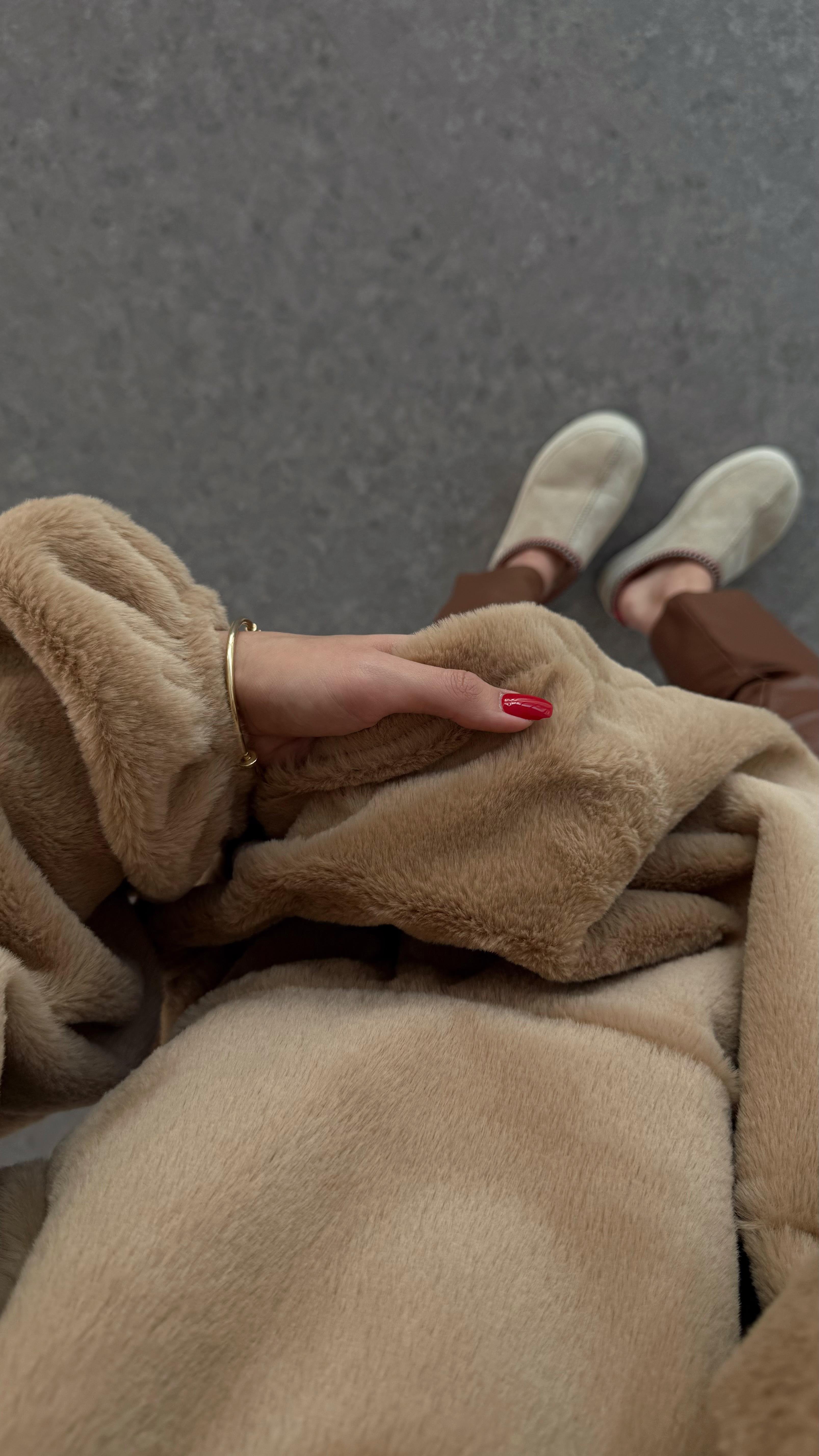 Kahverengi Peluş Sweatshirt