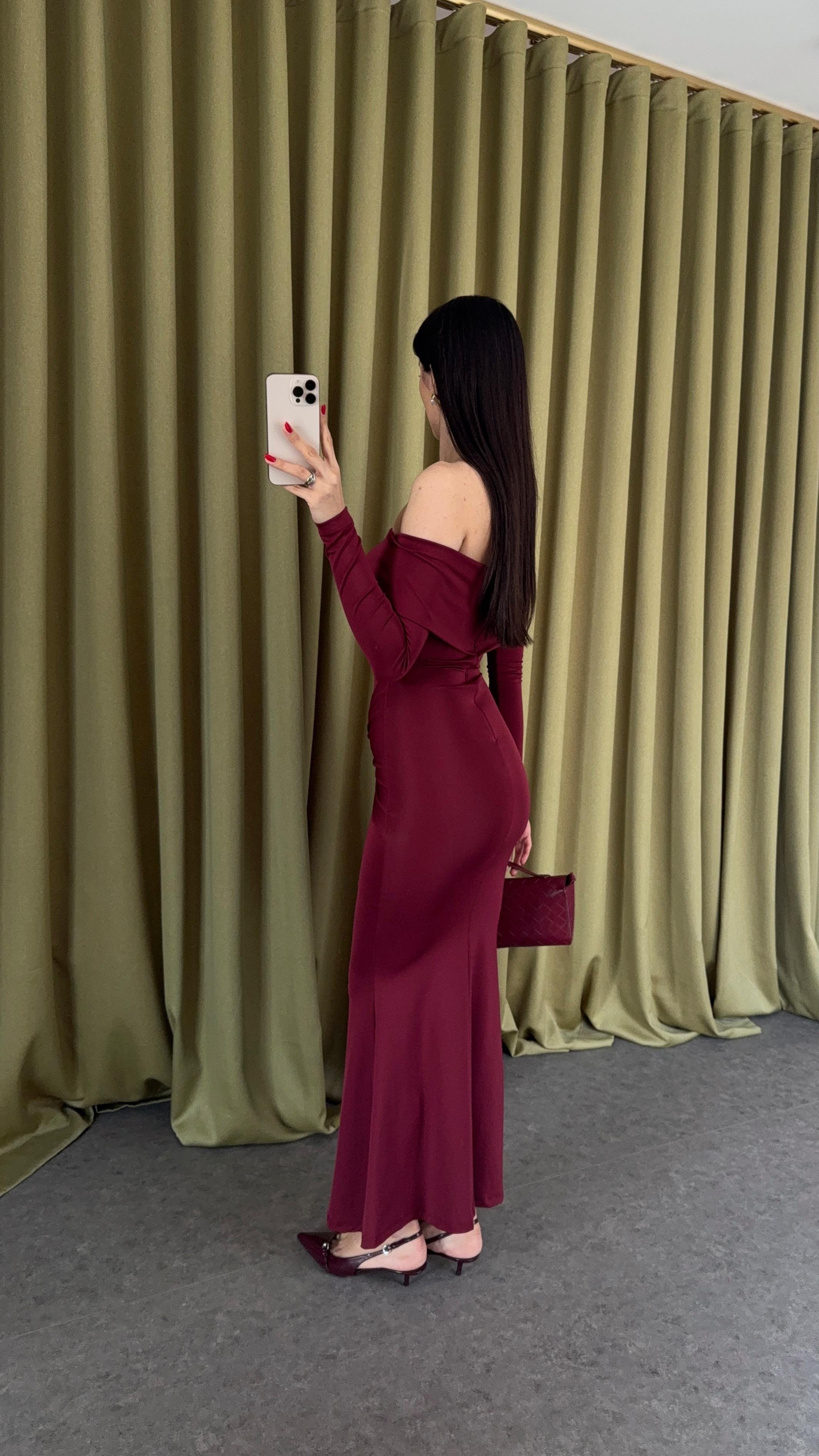 Kare Gold Detaylı Bordo Elbise