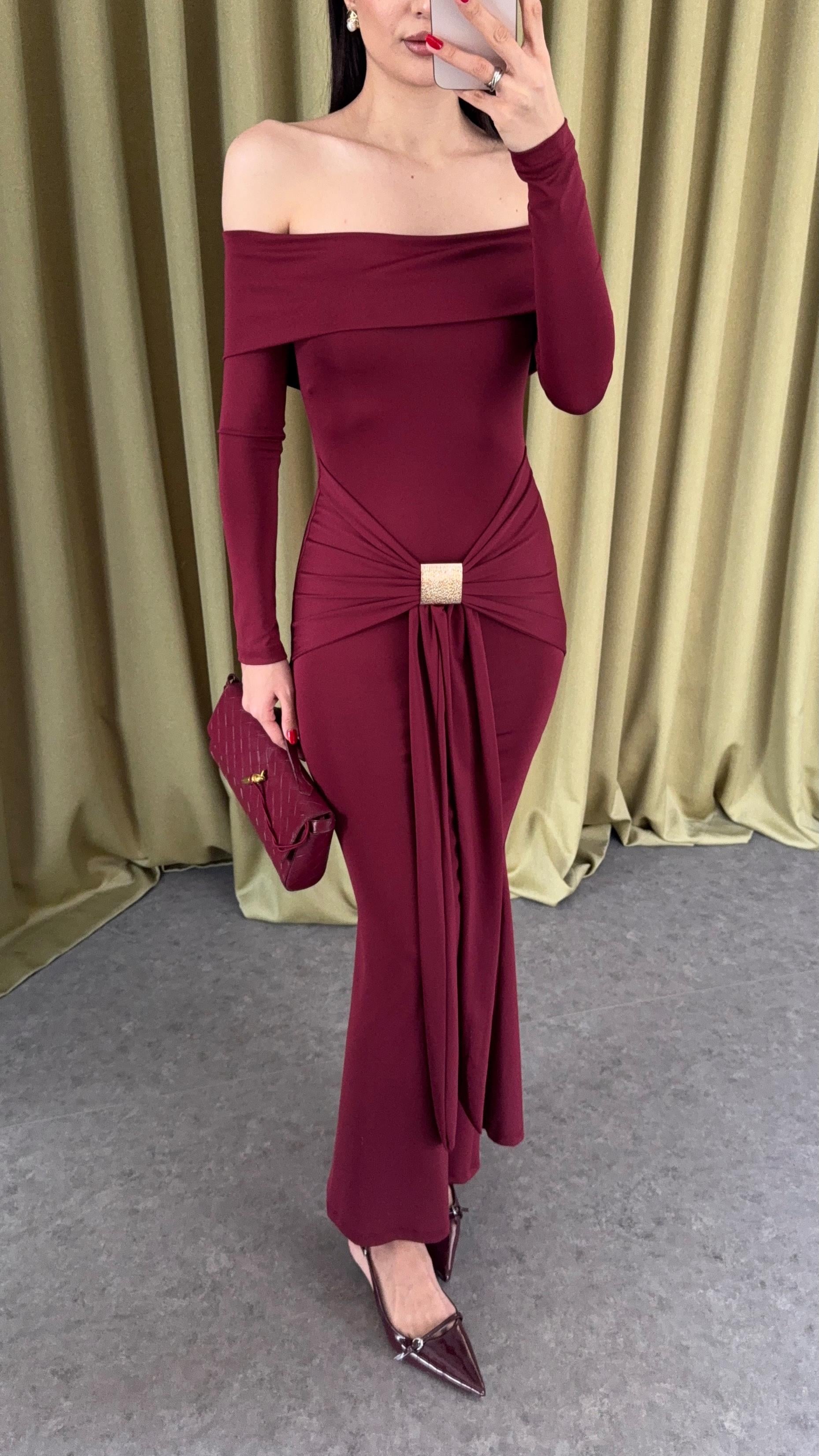 Kare Gold Detaylı Bordo Elbise