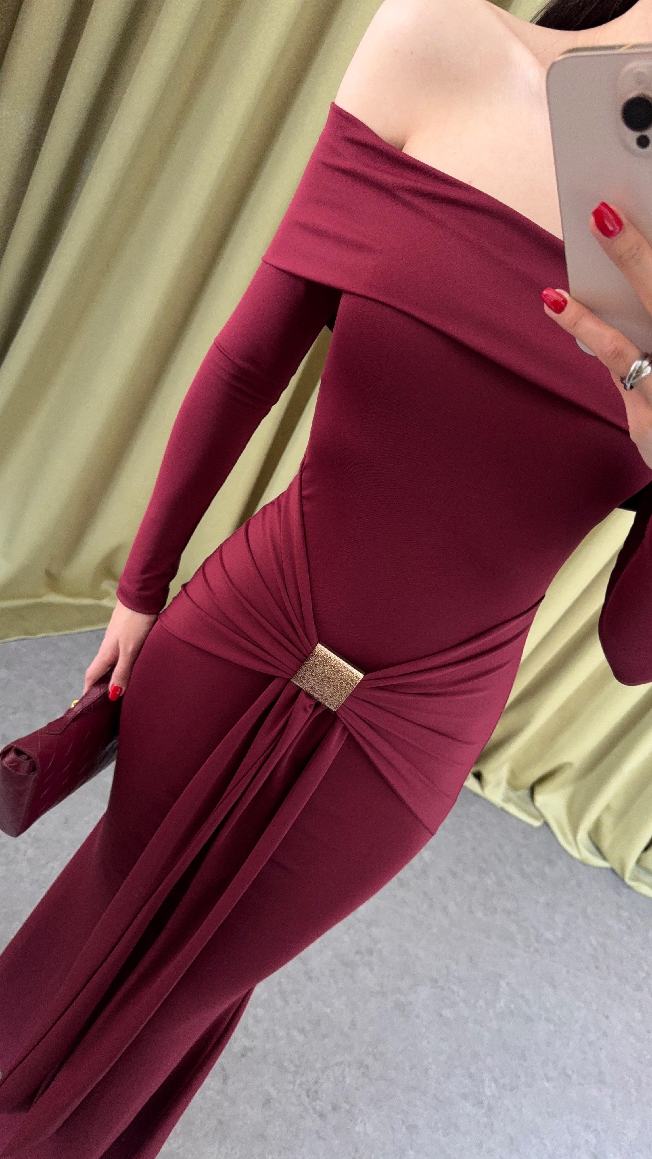 Kare Gold Detaylı Bordo Elbise