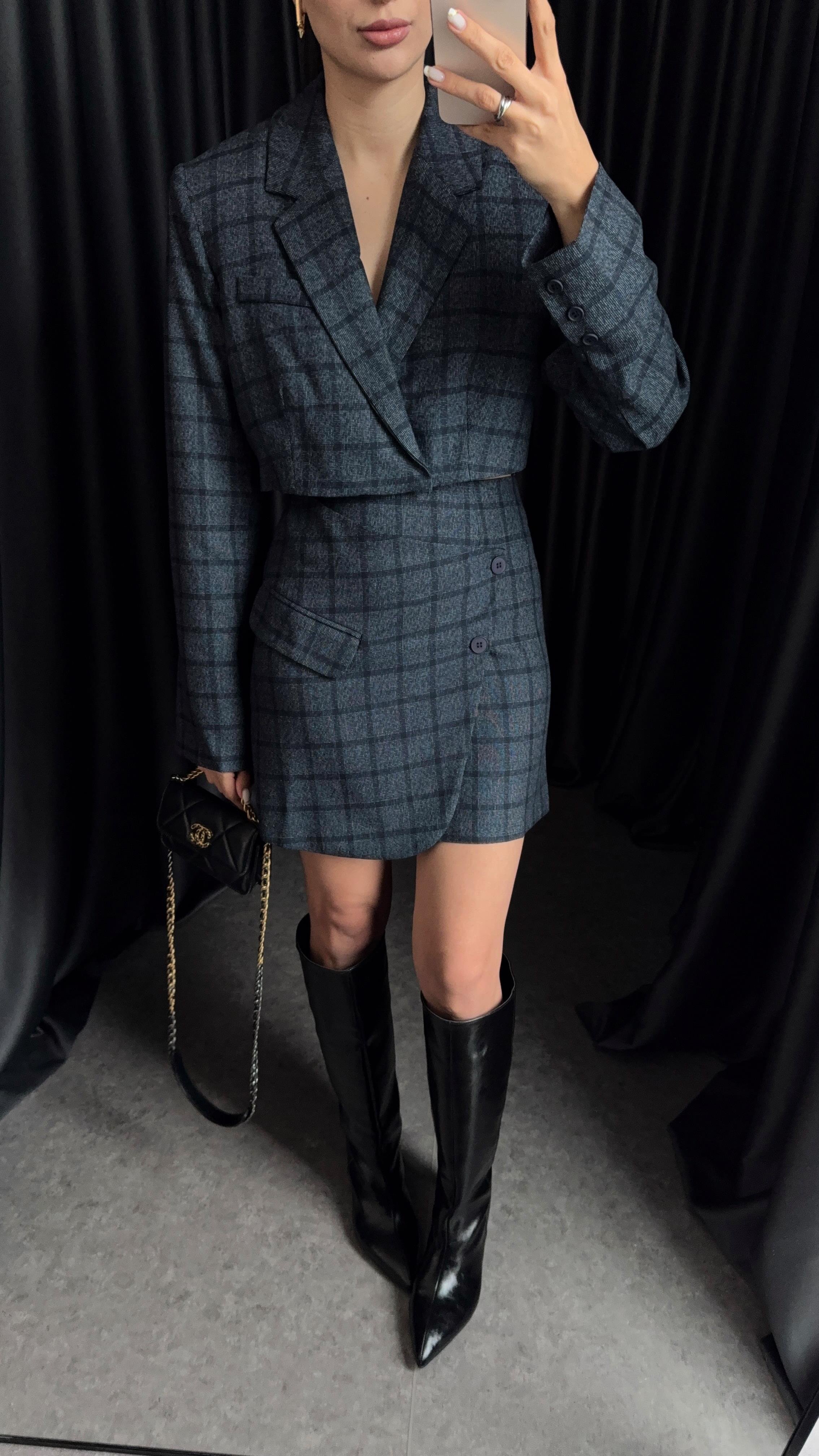 Kareli Lacivert Etek