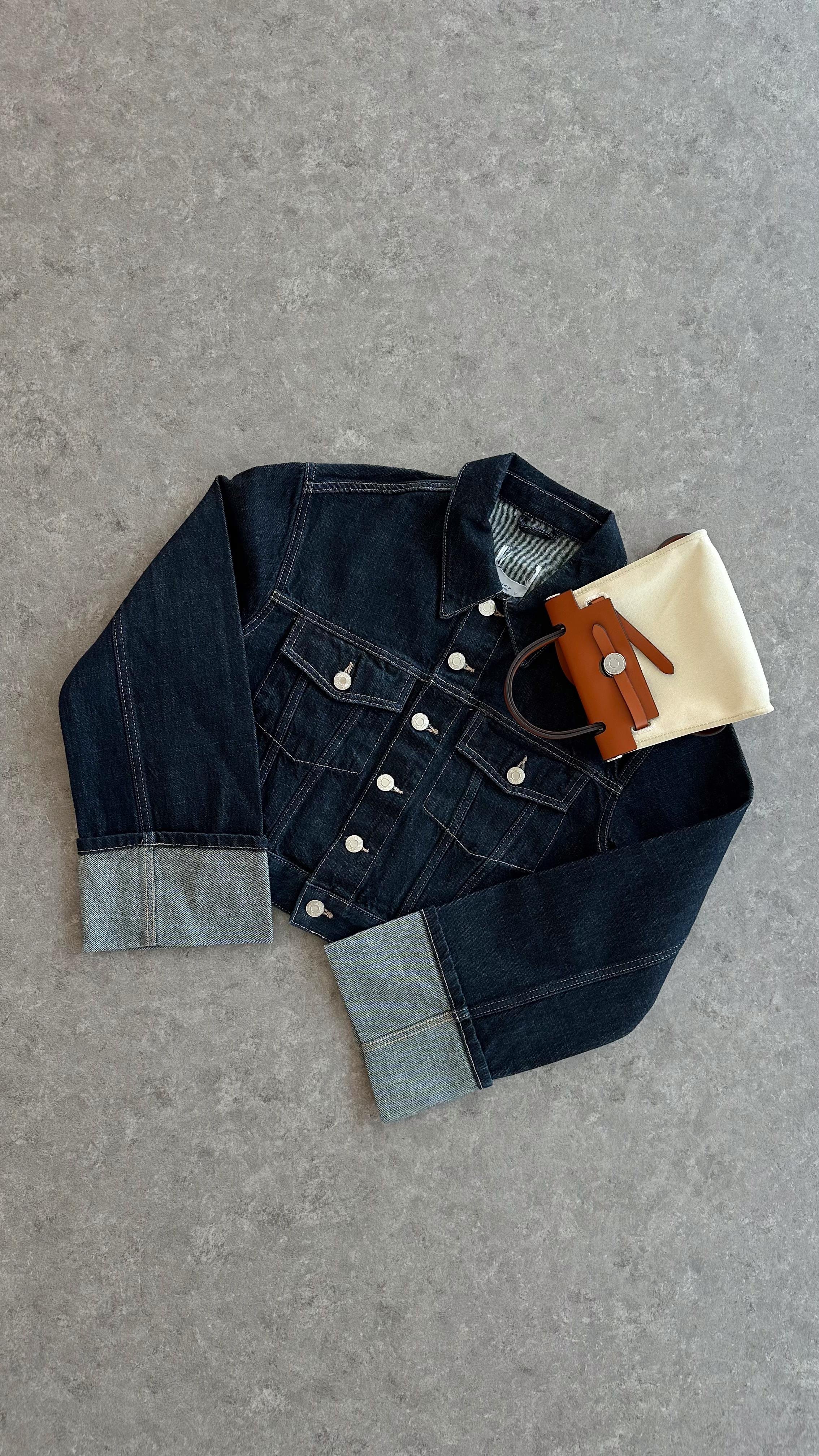 Katlı Kollu Koyu Denim Ceket