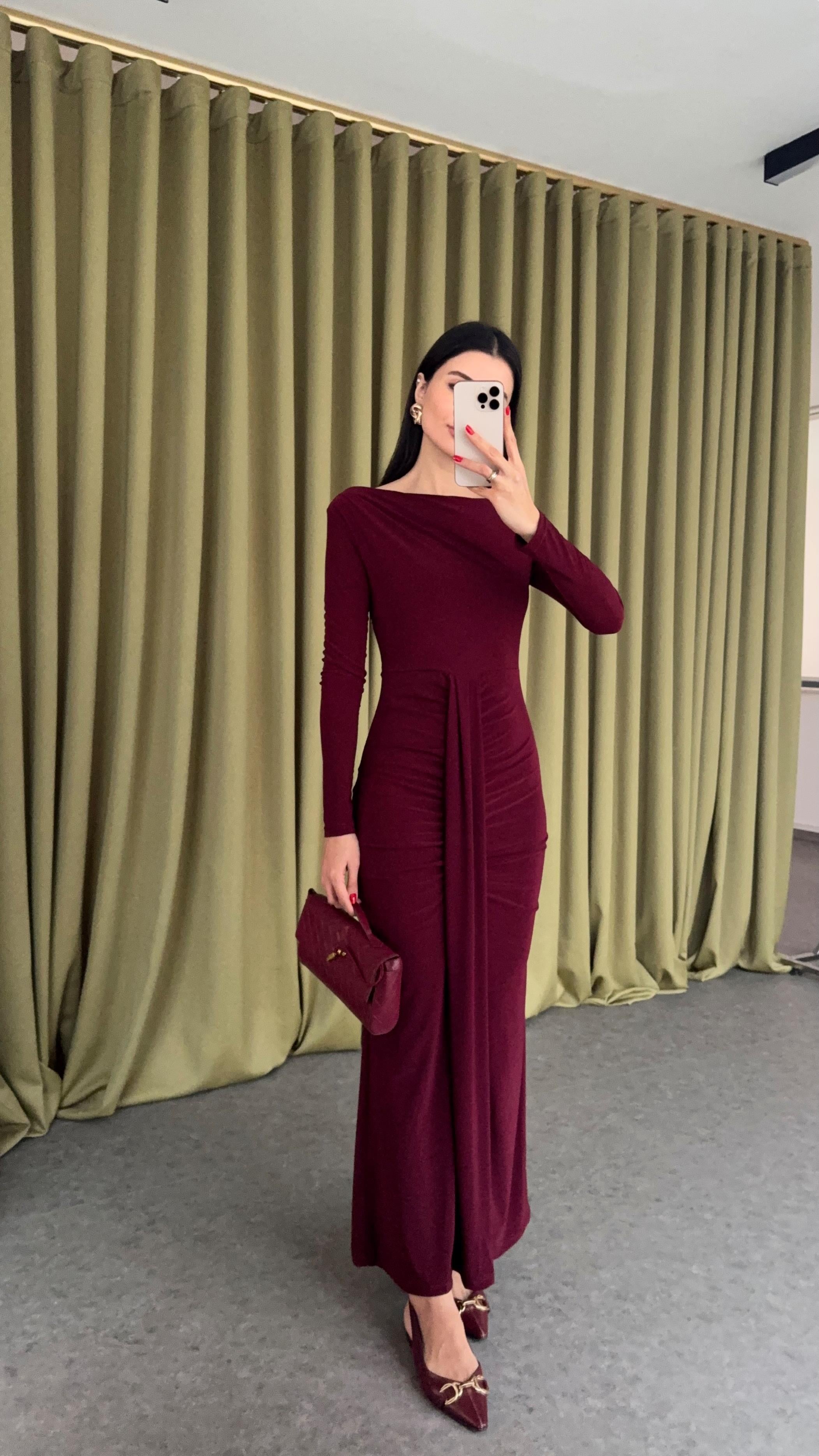 Kayık Yaka Bordo Elbise
