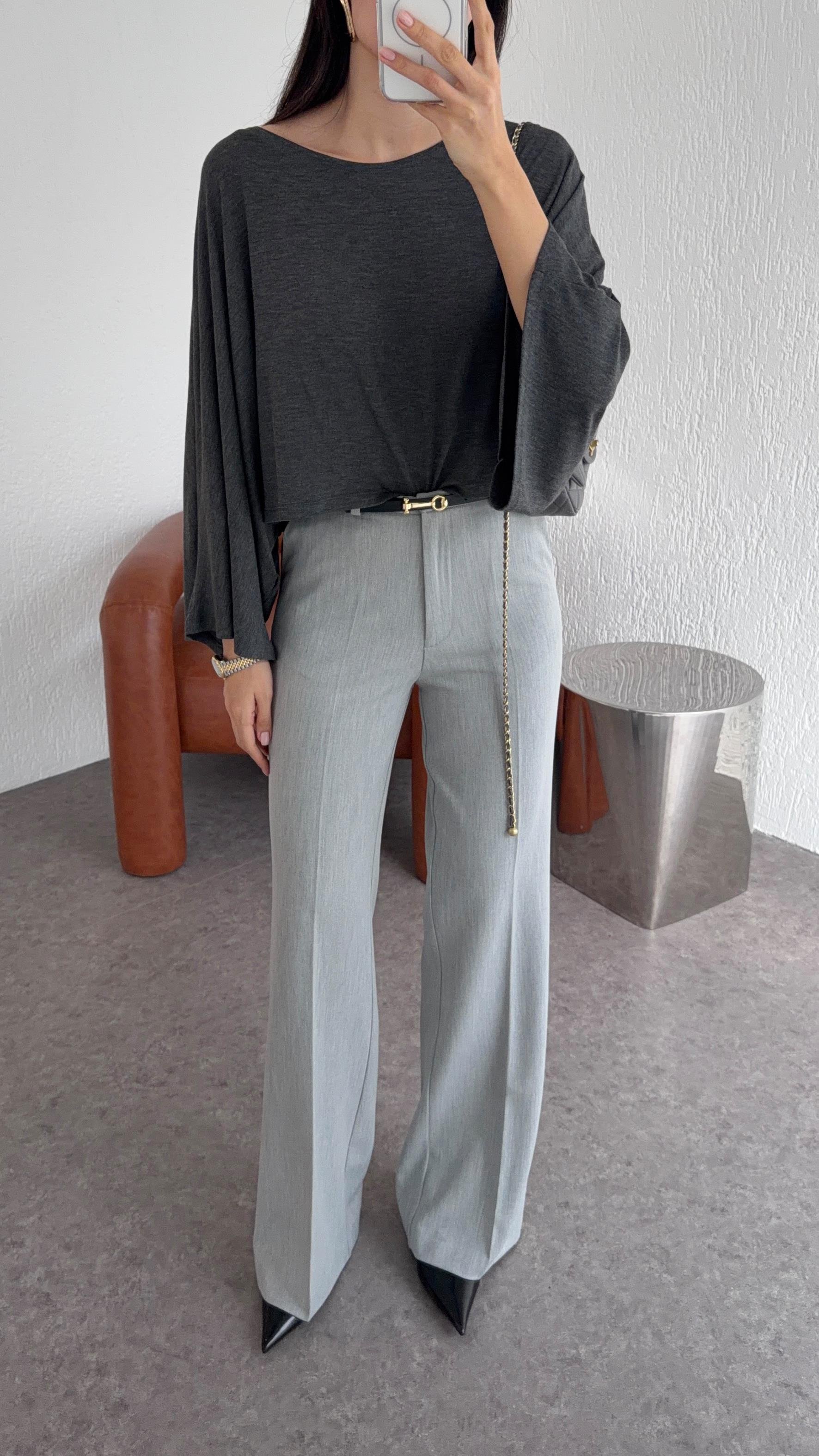 Kemerli Gri Kumaş Pantolon