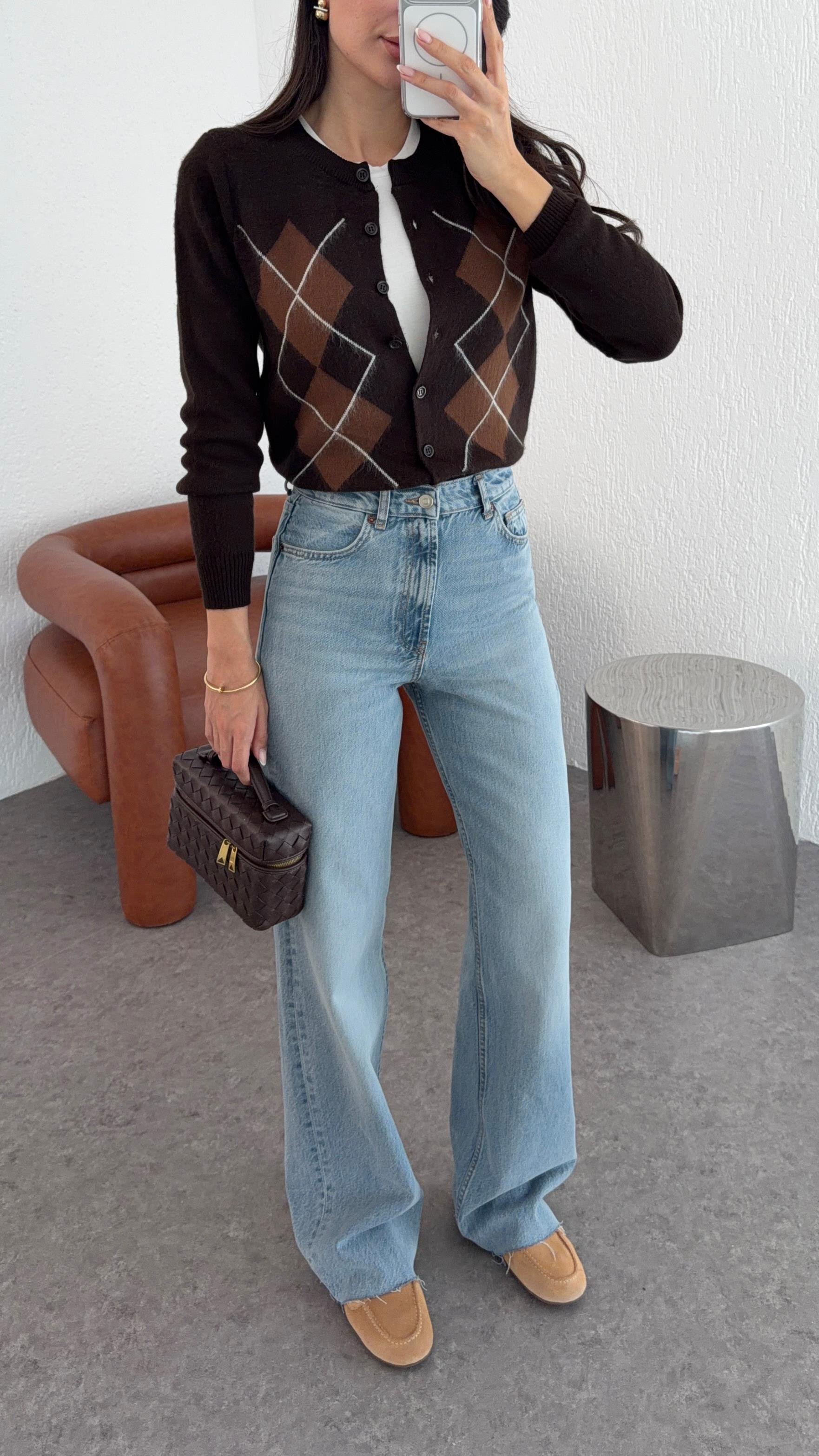 Kesik Paça Açık Mavi Straight Jean