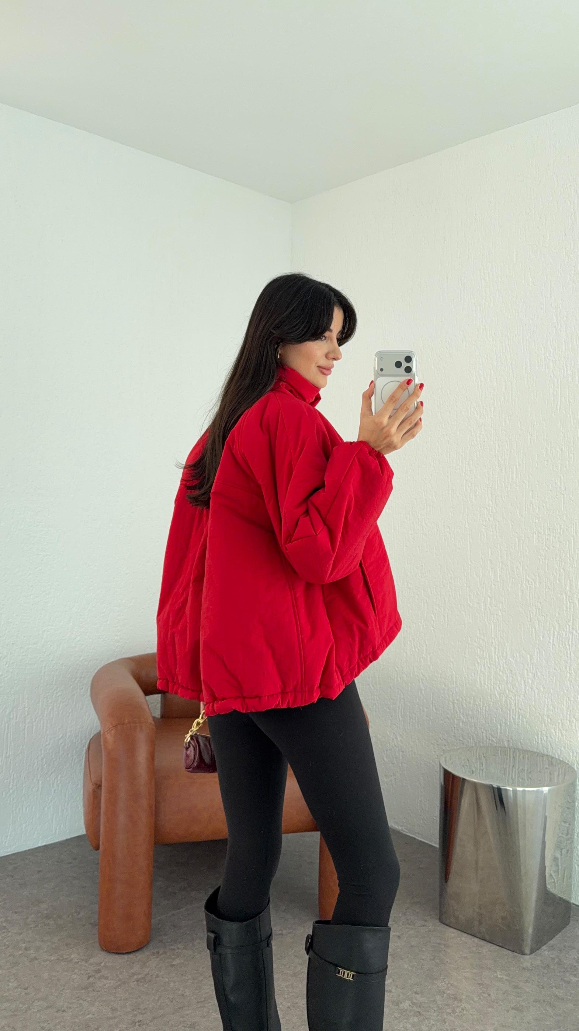 Kırmızı Oversize Şişme Mont