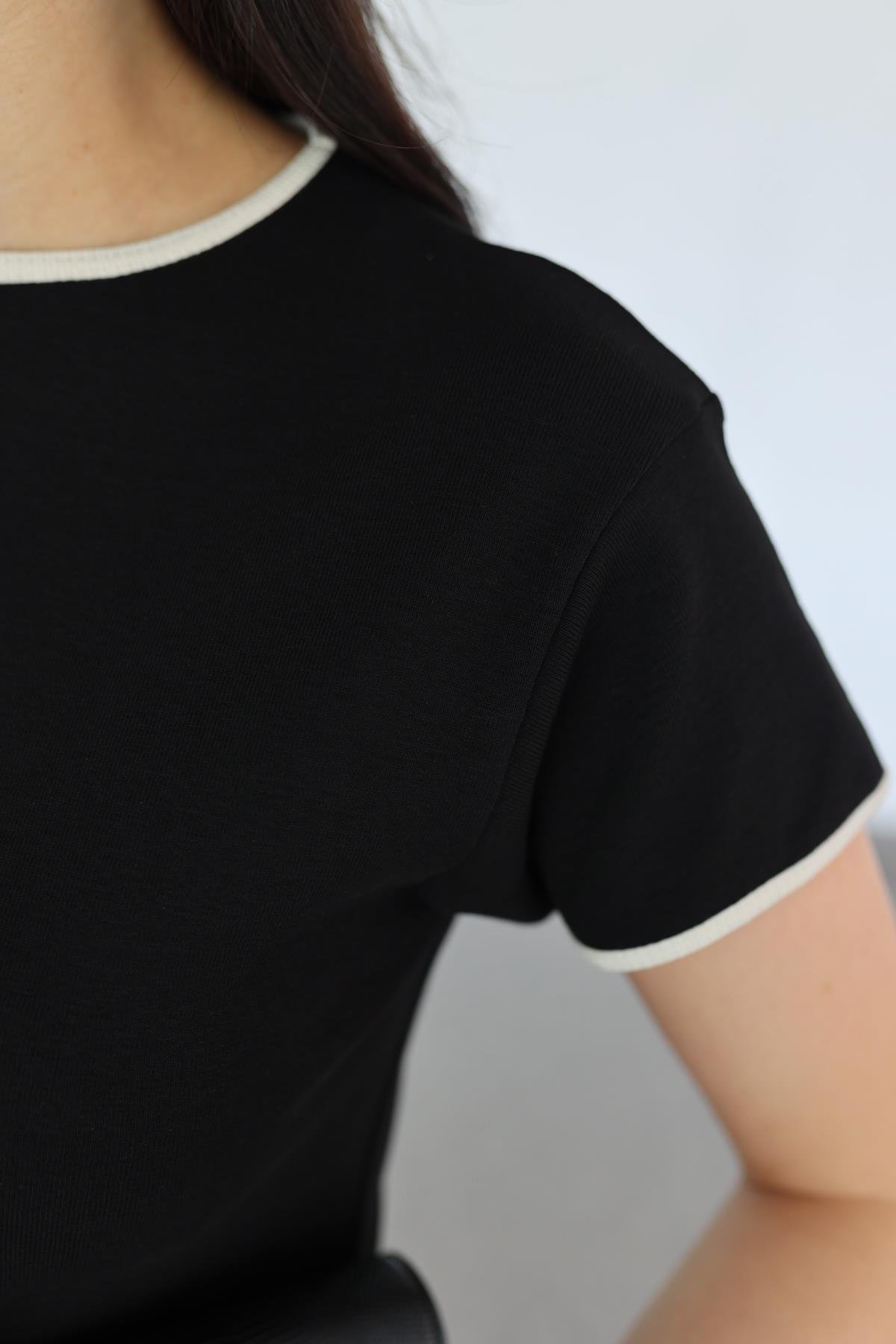 Kontrast Biyeli Siyah Tshirt