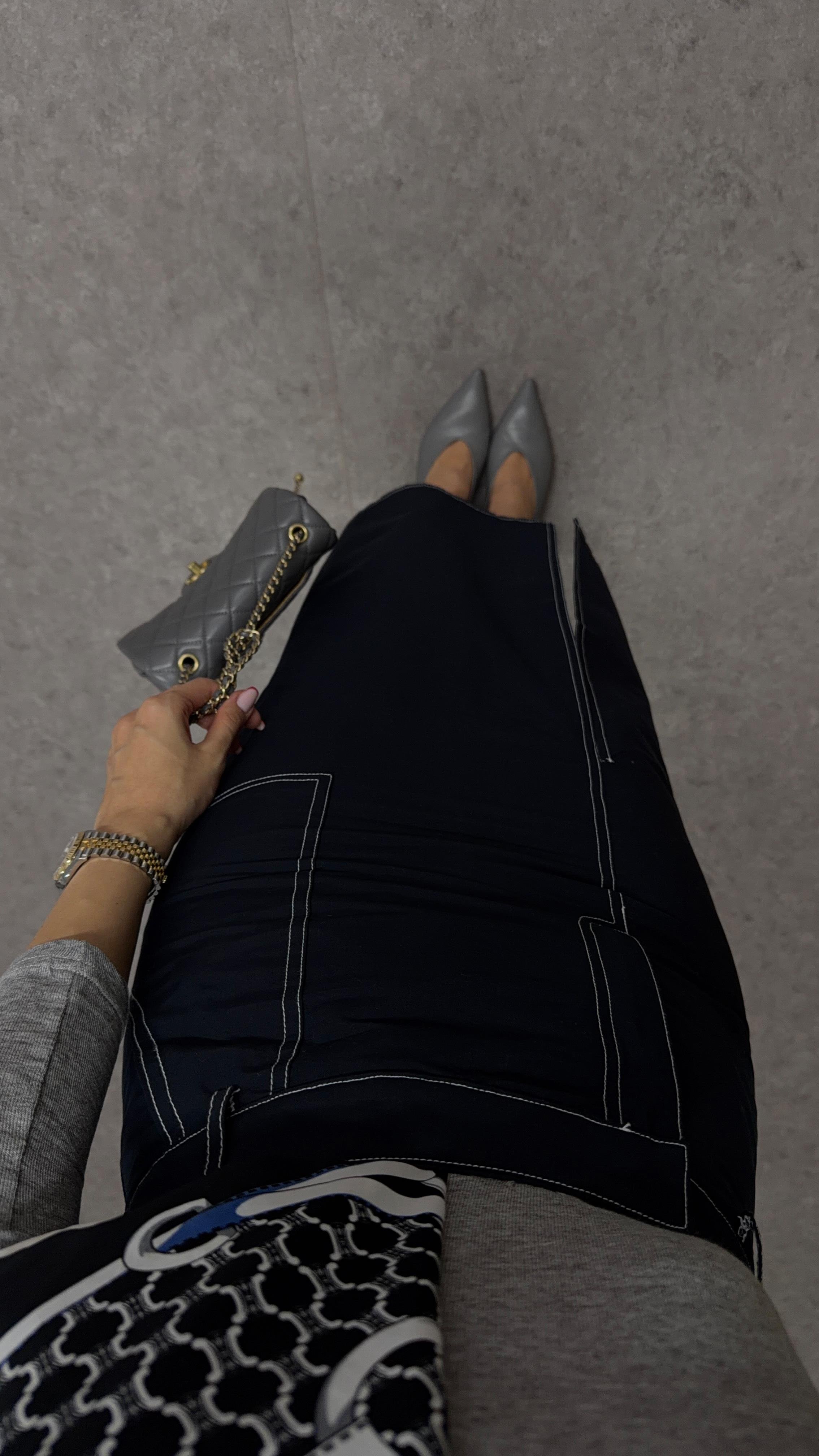 Kontrast Dikişli Yırtmaçlı Etek