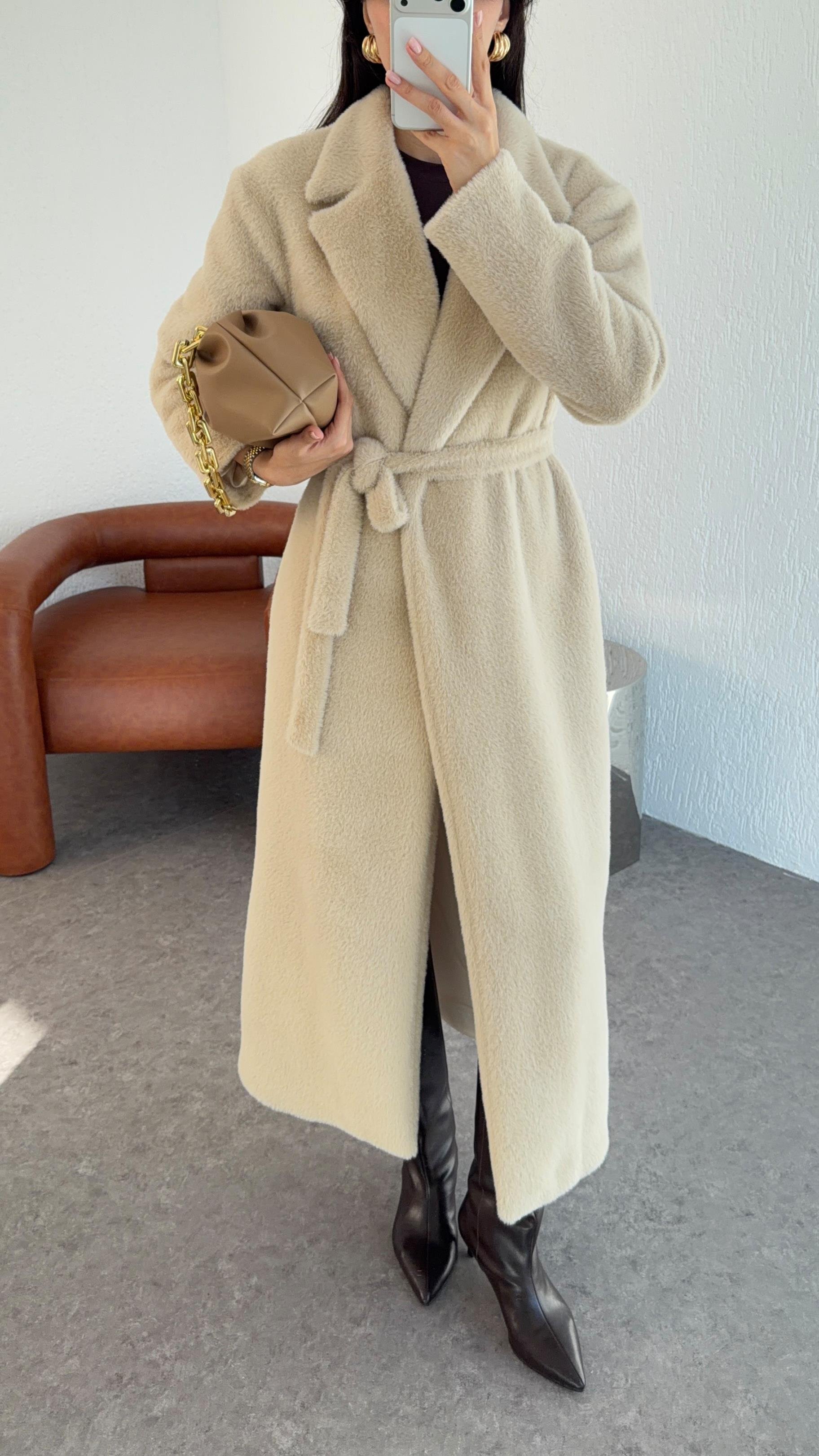 Kuşaklı Premium Krem Uzun Kürk