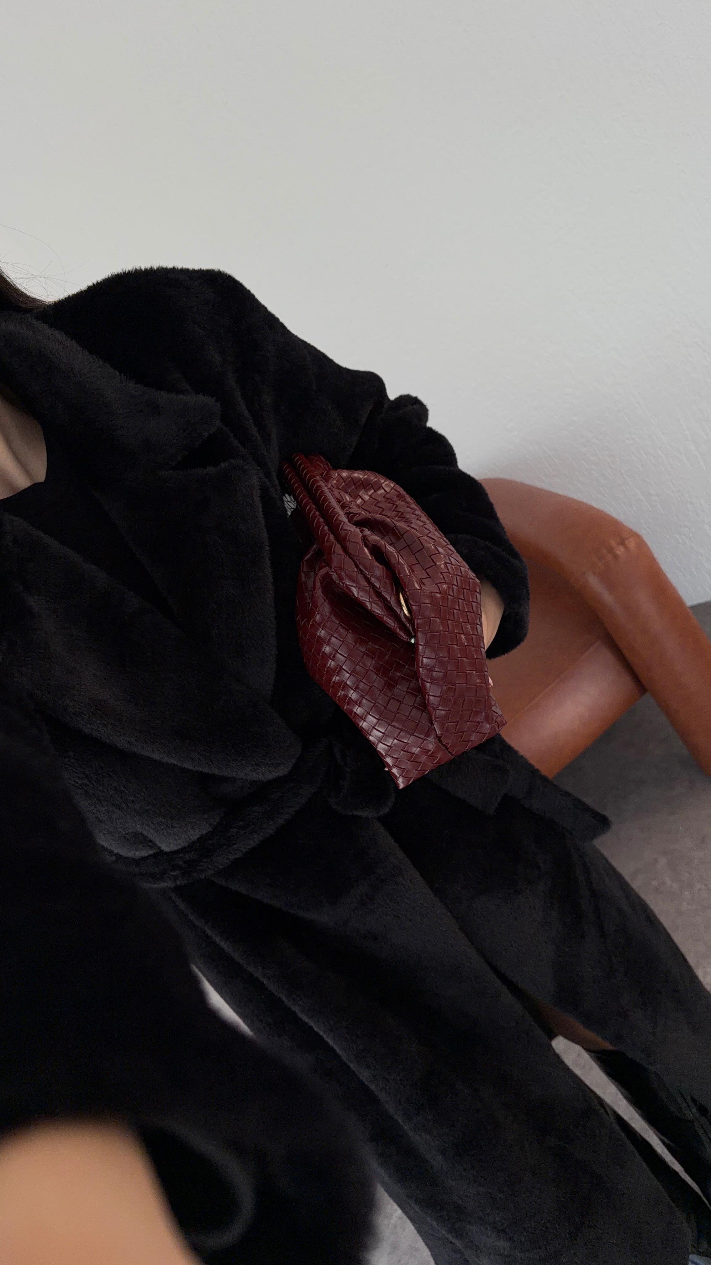 Kuşaklı Premium Siyah Uzun Kürk