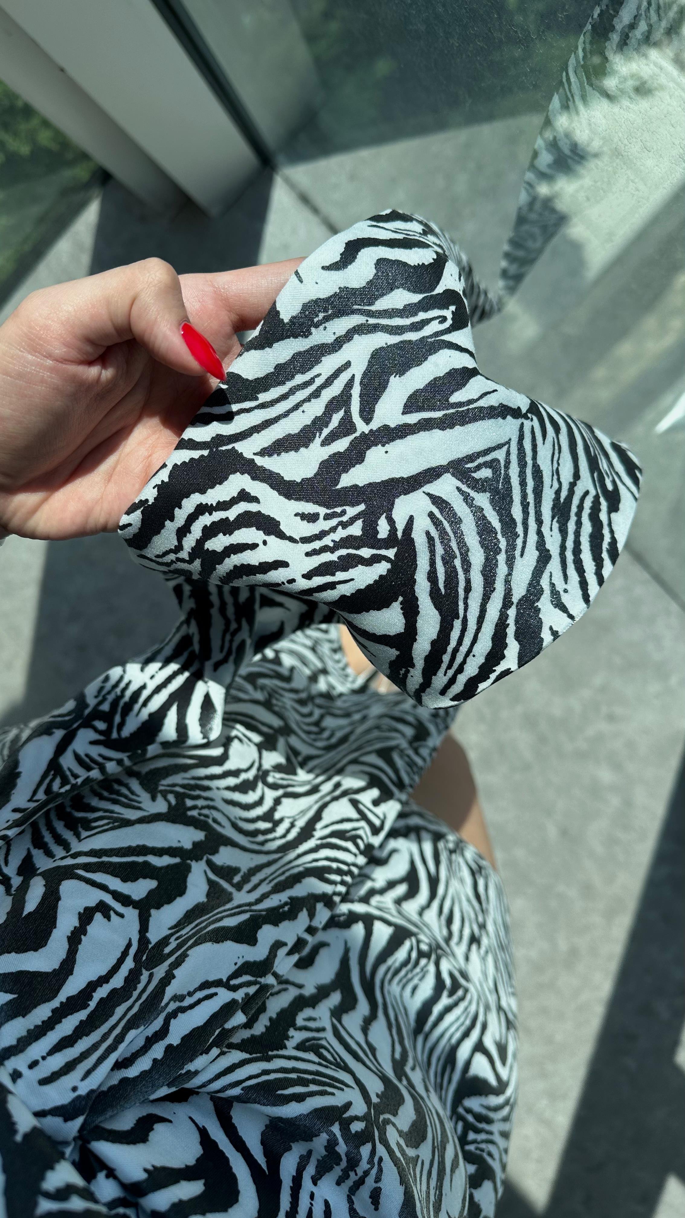 Kuşaklı Zebra Elbise