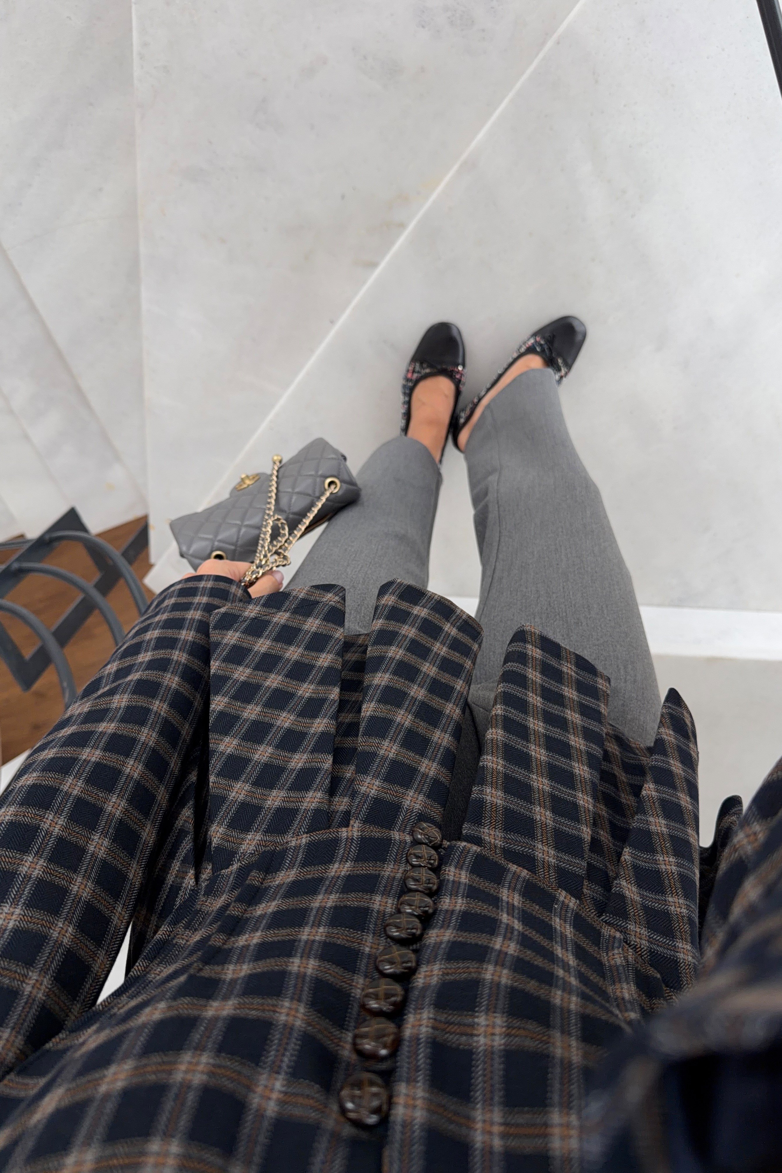Lacivert Ekose Pileli Peplum Ceket